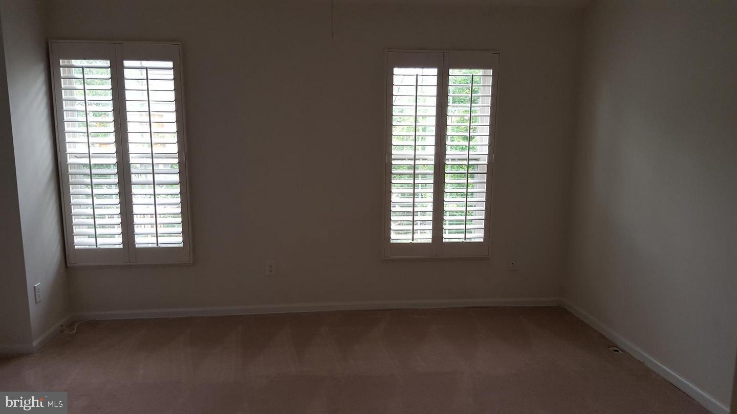 MADRILLON SPRINGS - Residential Lease