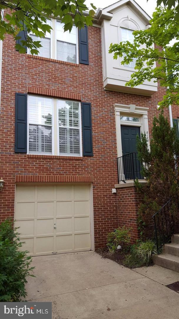 MADRILLON SPRINGS - Residential Lease