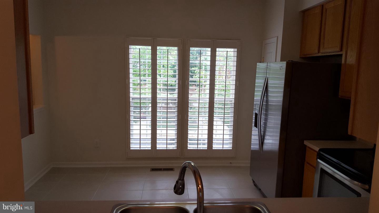 MADRILLON SPRINGS - Residential Lease