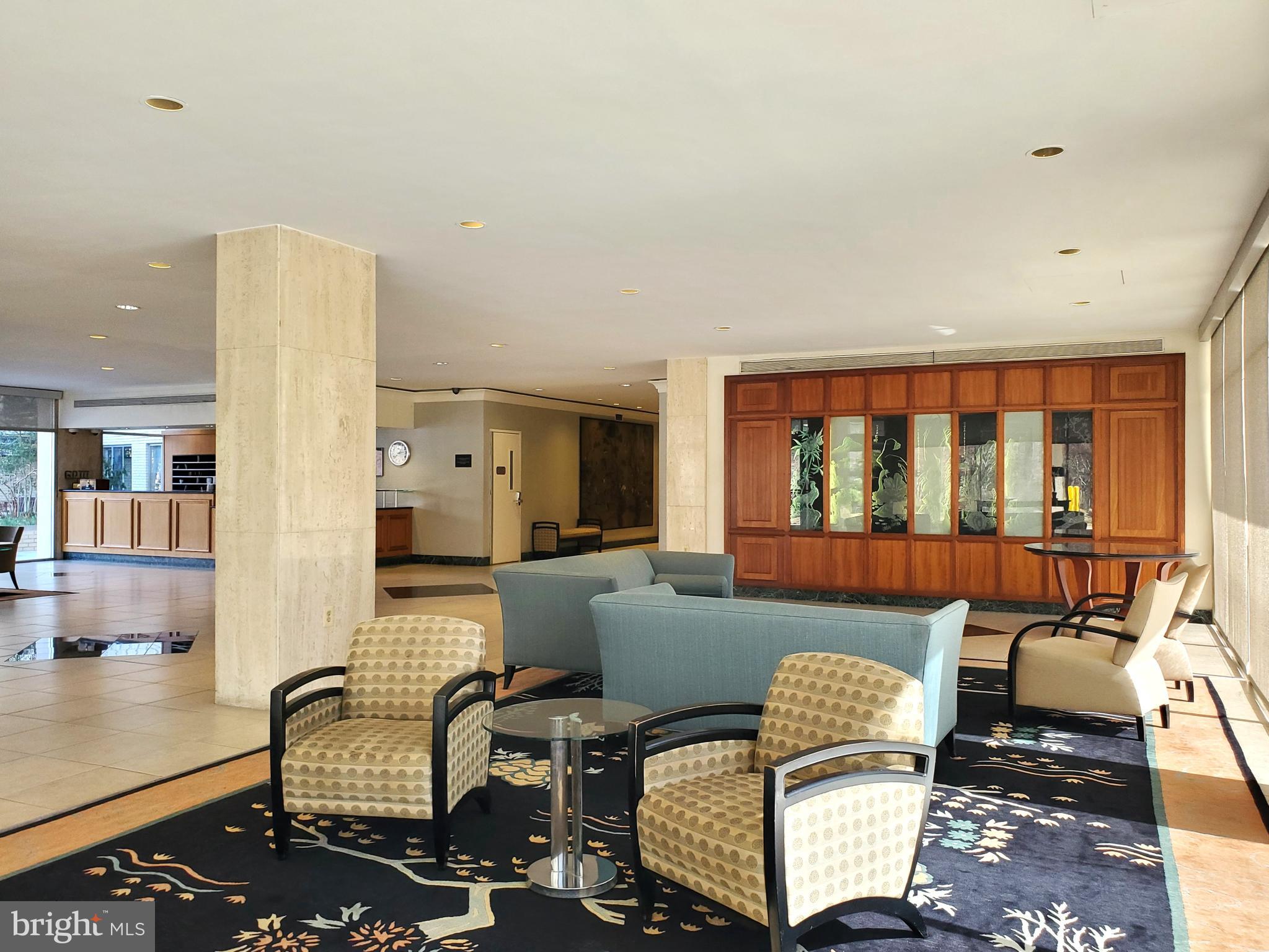 10401 GROSVENOR PLACE 1605