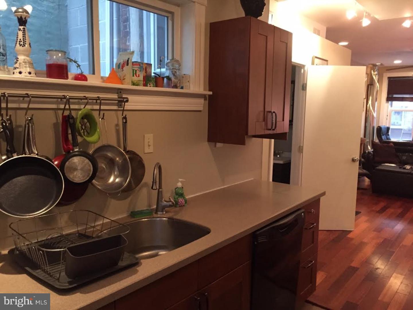 DICKINSON NARROWS - Residential Lease