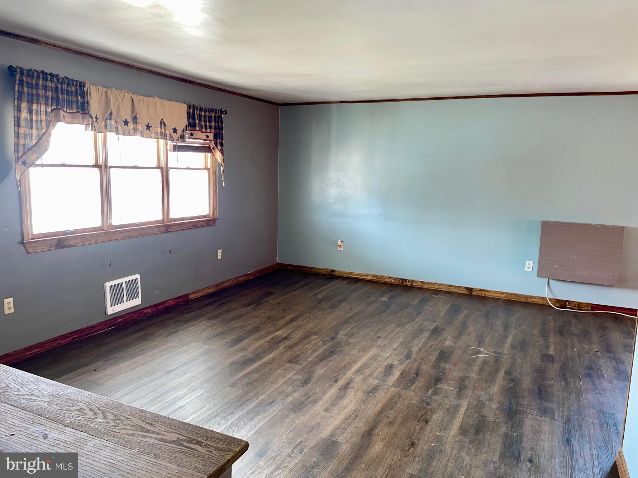 PLEASANT ACRES - Residential