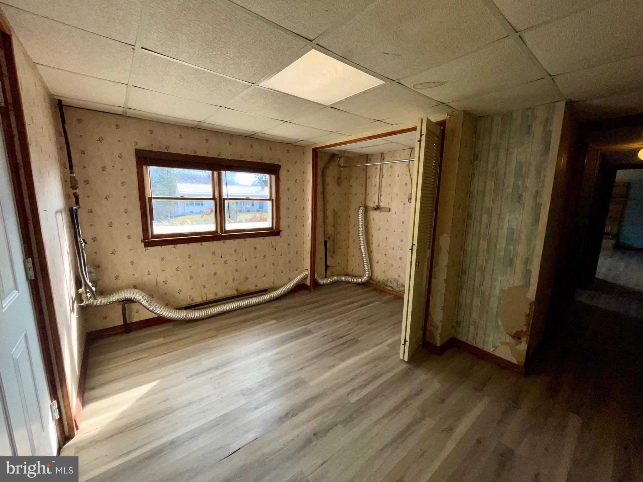 PLEASANT ACRES - Residential