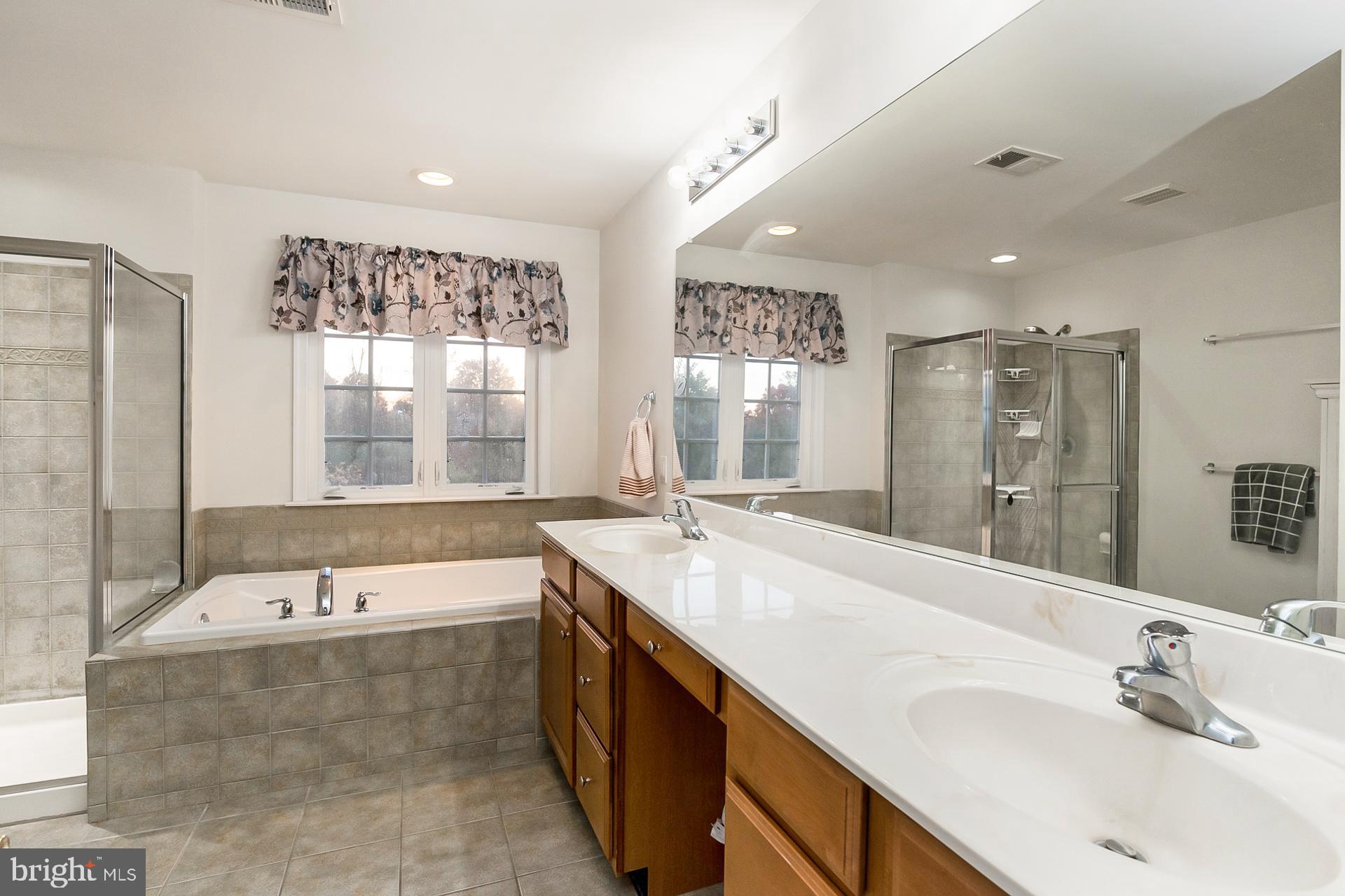 VISTAS AT GREEN HILL - Residential