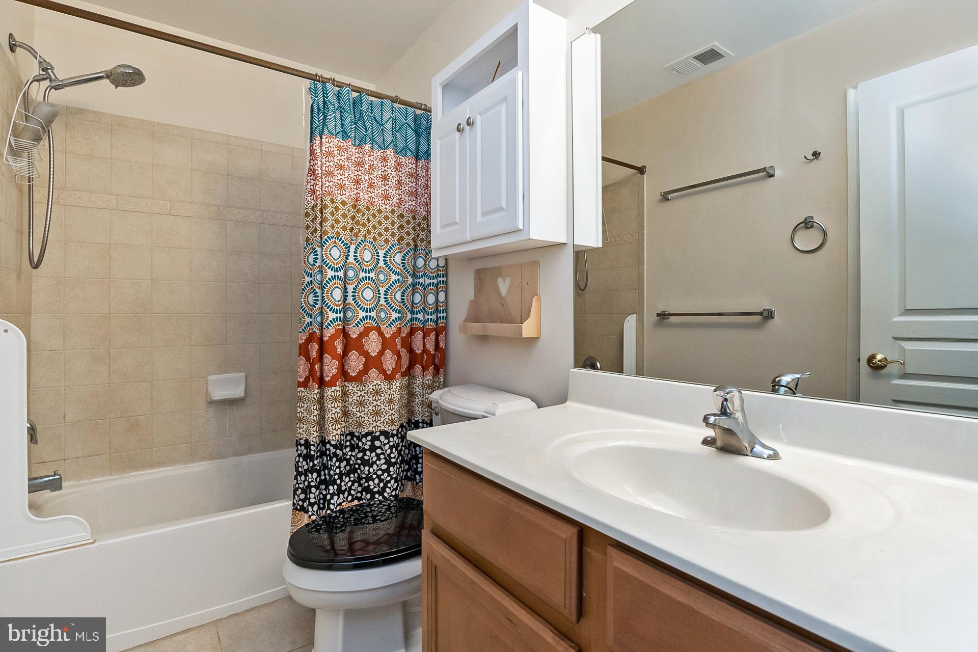 VISTAS AT GREEN HILL - Residential