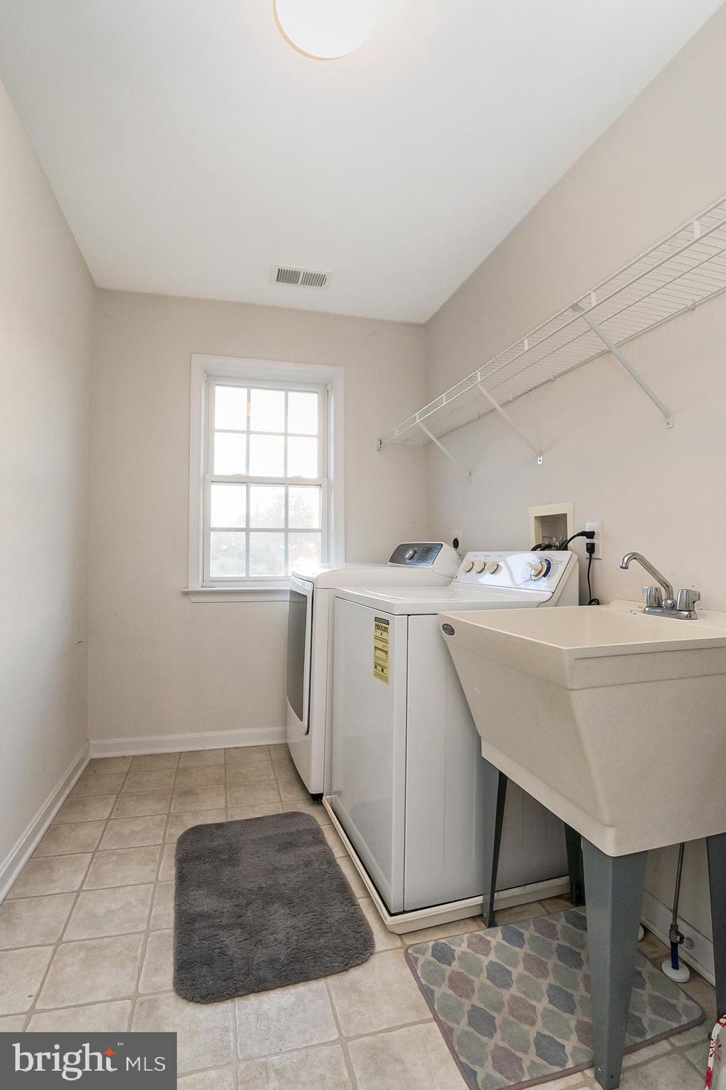 VISTAS AT GREEN HILL - Residential