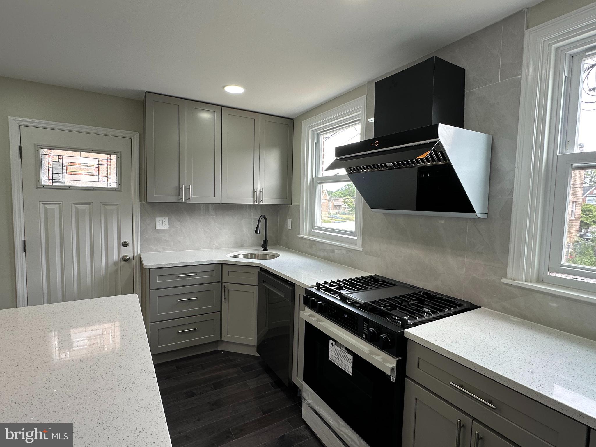 BELLS CORNER - Residential