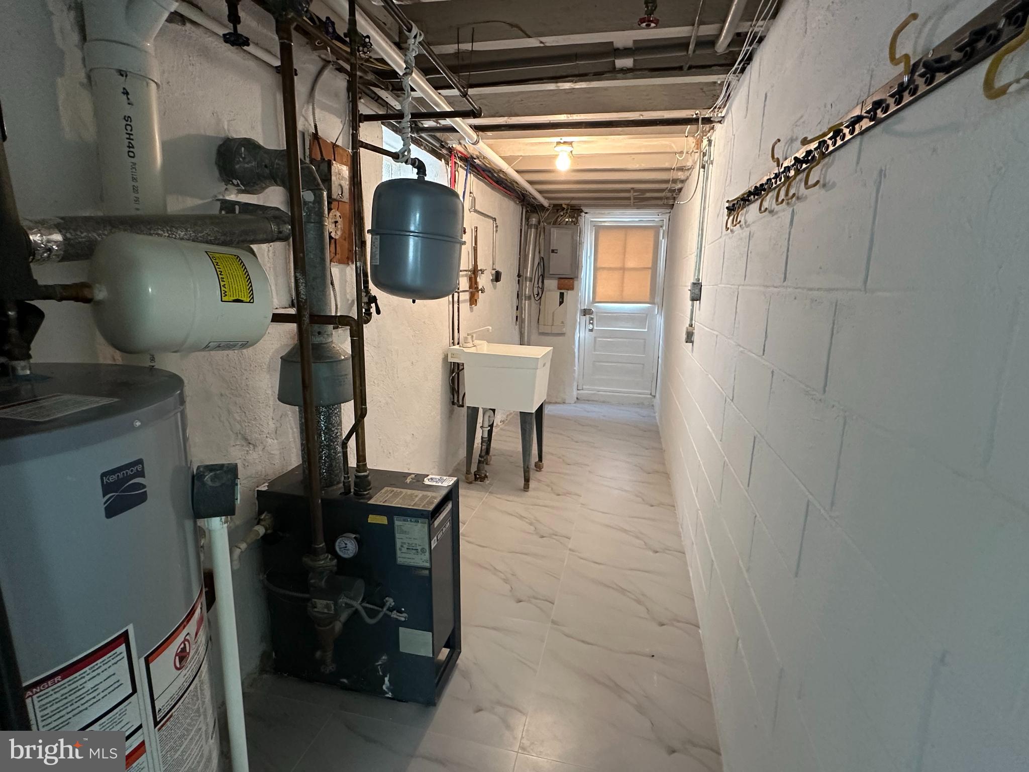 BELLS CORNER - Residential