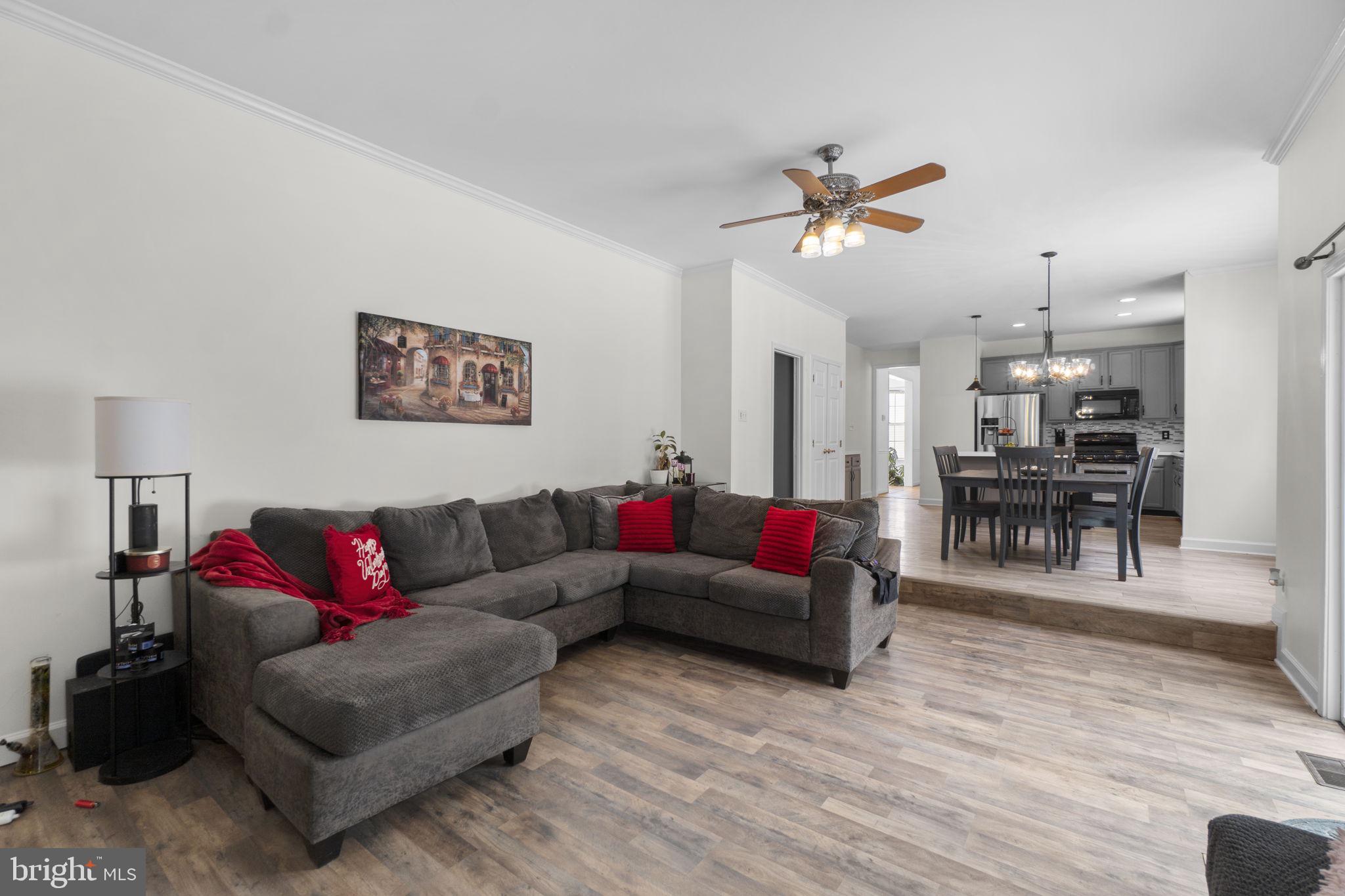 SPRING RIDGE - Residential