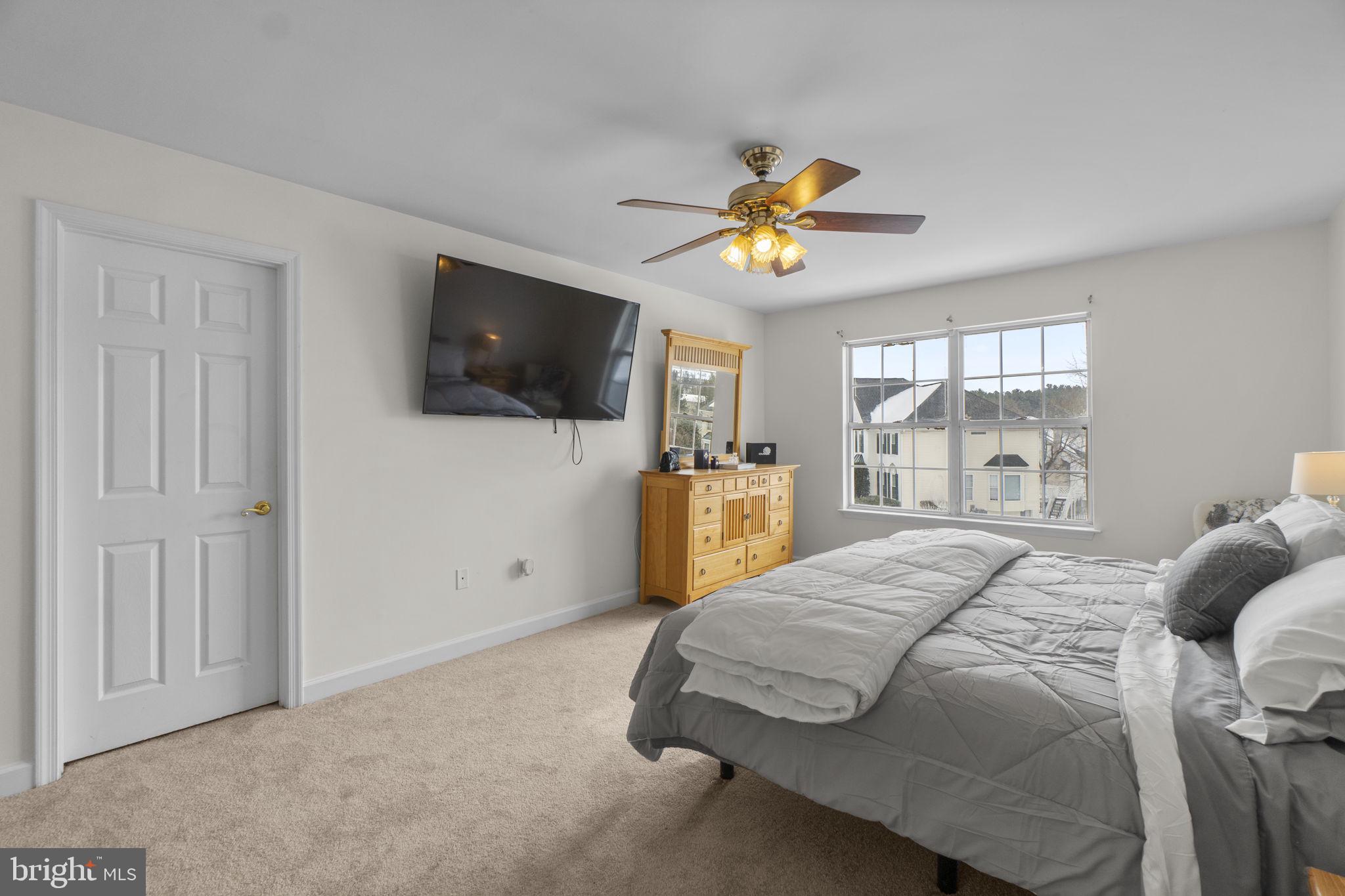 SPRING RIDGE - Residential