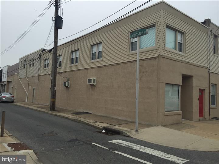 PORT RICHMOND - Residential Lease