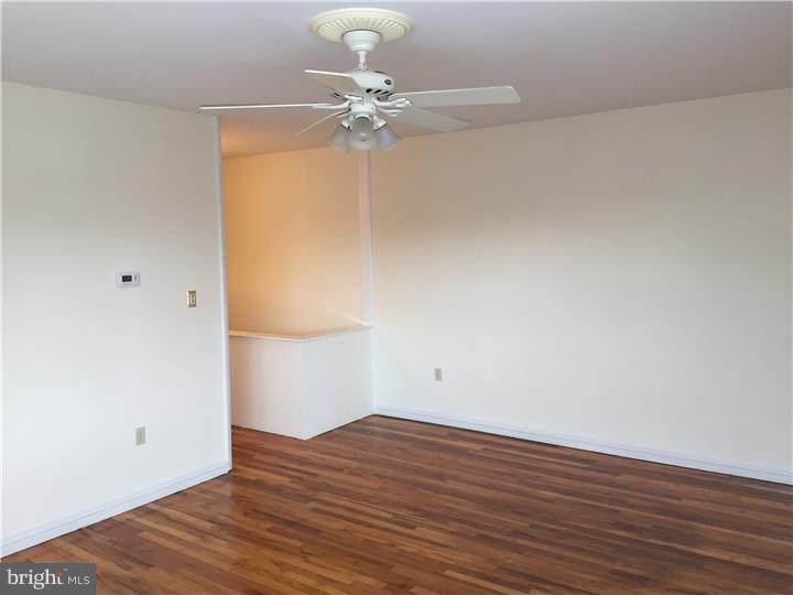PORT RICHMOND - Residential Lease
