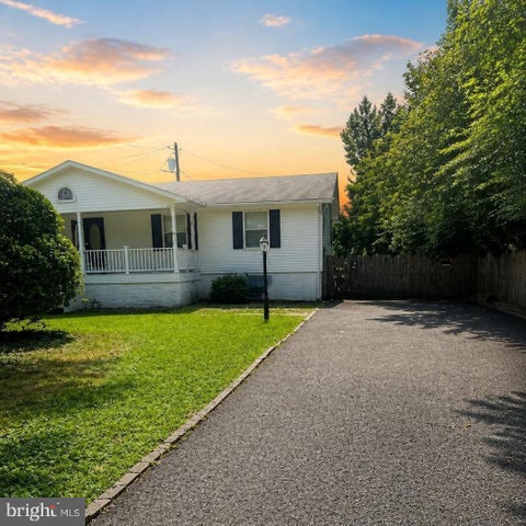 Photo of 7601 Rudyard Street, FALLS CHURCH, VA 22043 (MLS # VAFX2318738)