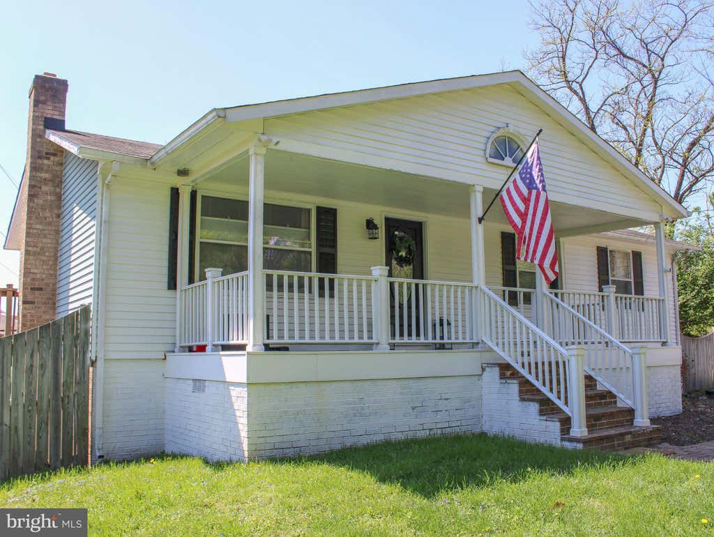 Photo of 7601 Rudyard Street, FALLS CHURCH, VA 22043 (MLS # VAFX2318738)