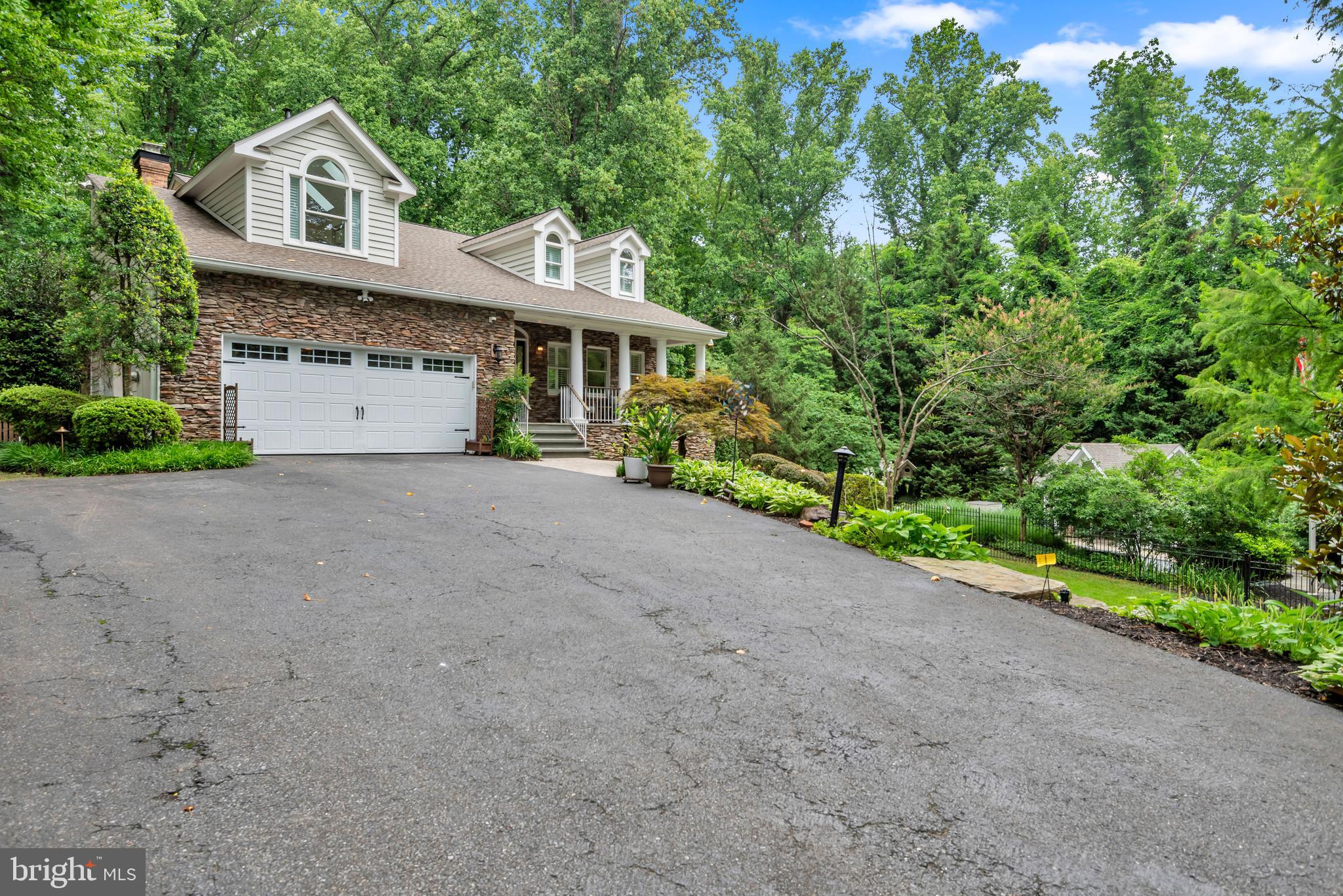 1173 PARRISH PLACE