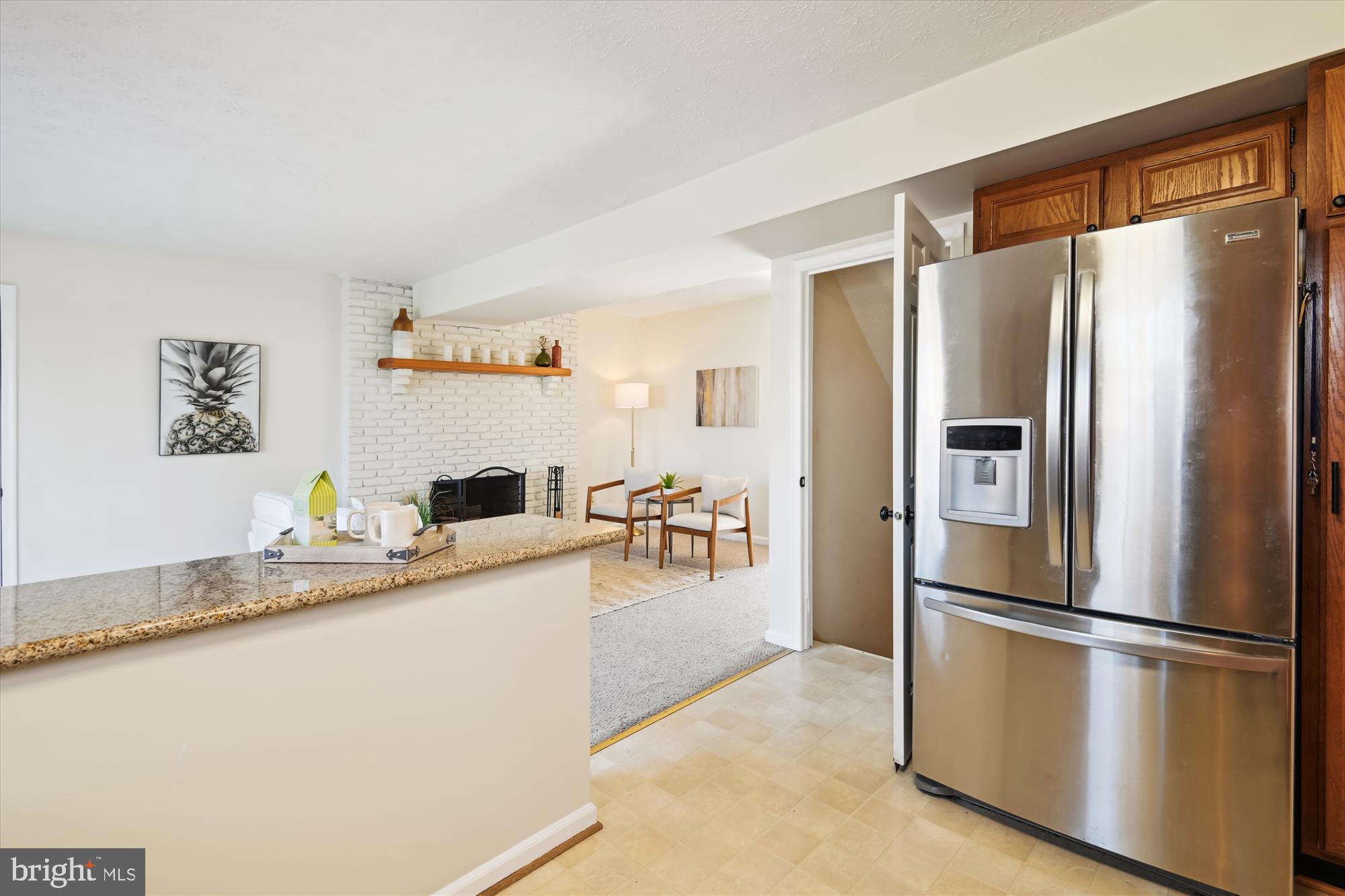 CROFTON MEADOWS - Residential