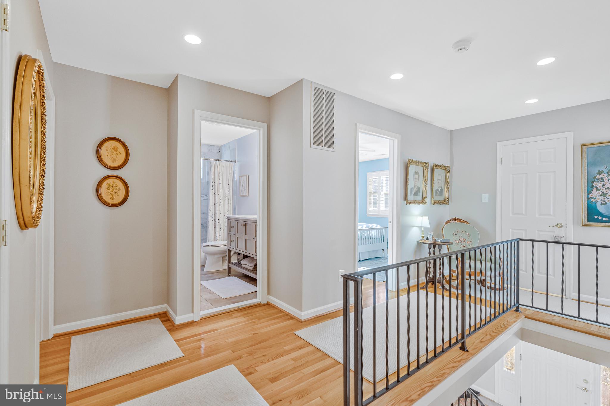 MC LEAN HAMLET - Residential