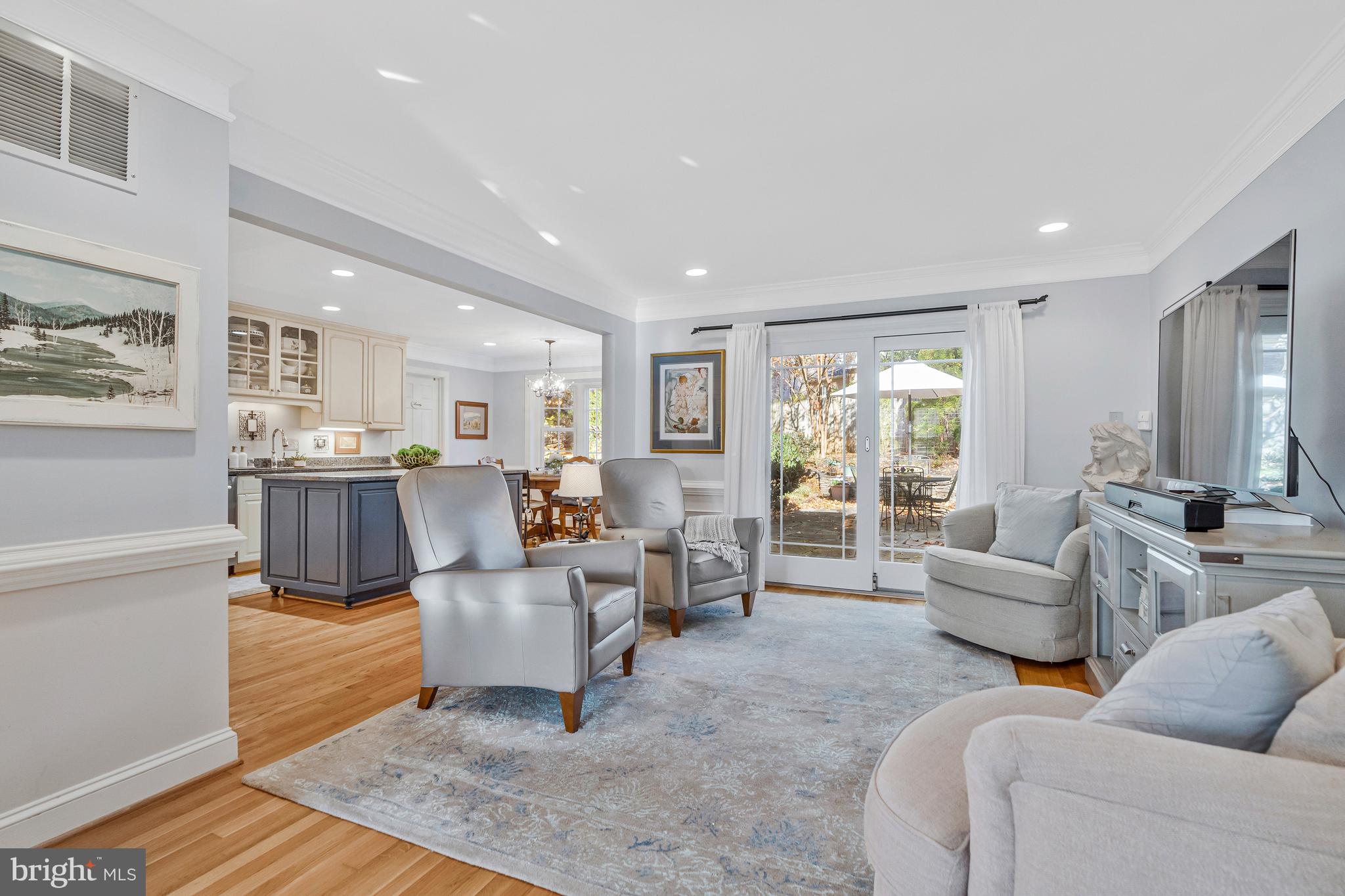 MC LEAN HAMLET - Residential