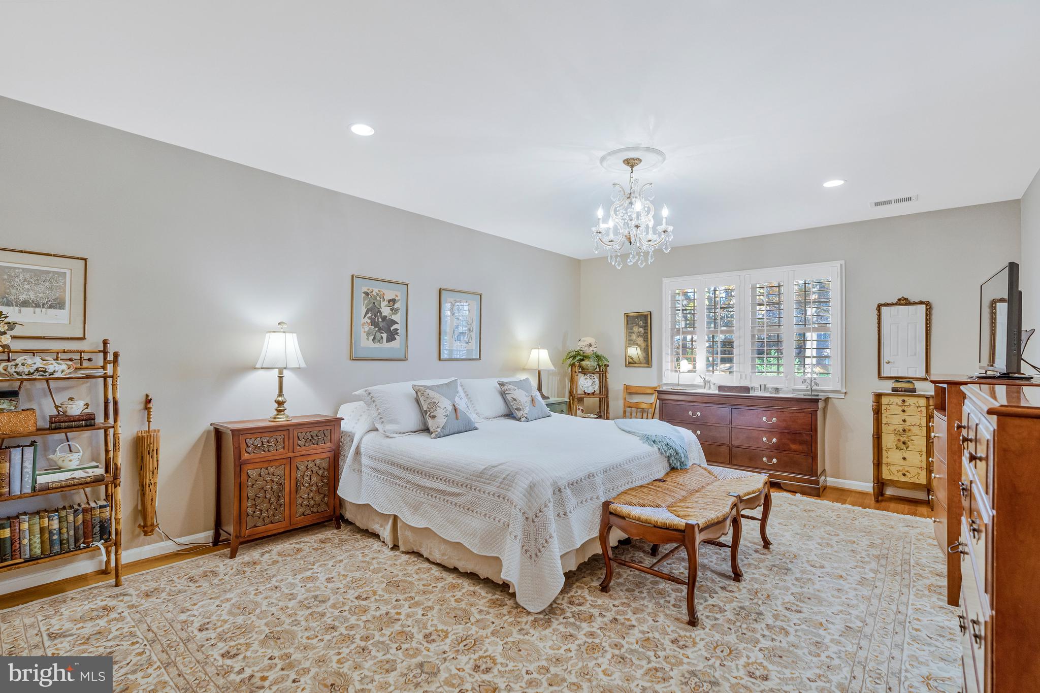 MC LEAN HAMLET - Residential