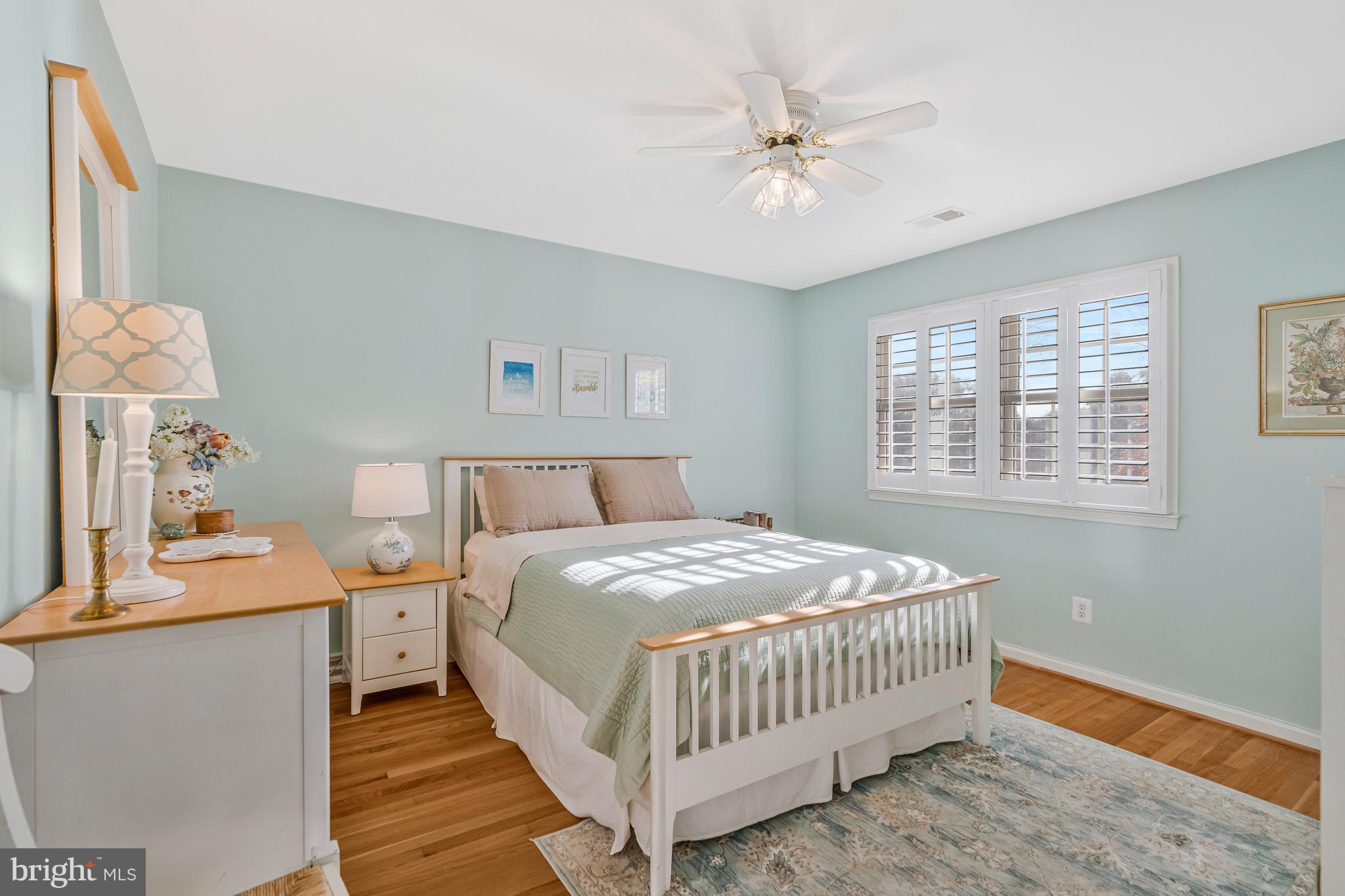 MC LEAN HAMLET - Residential