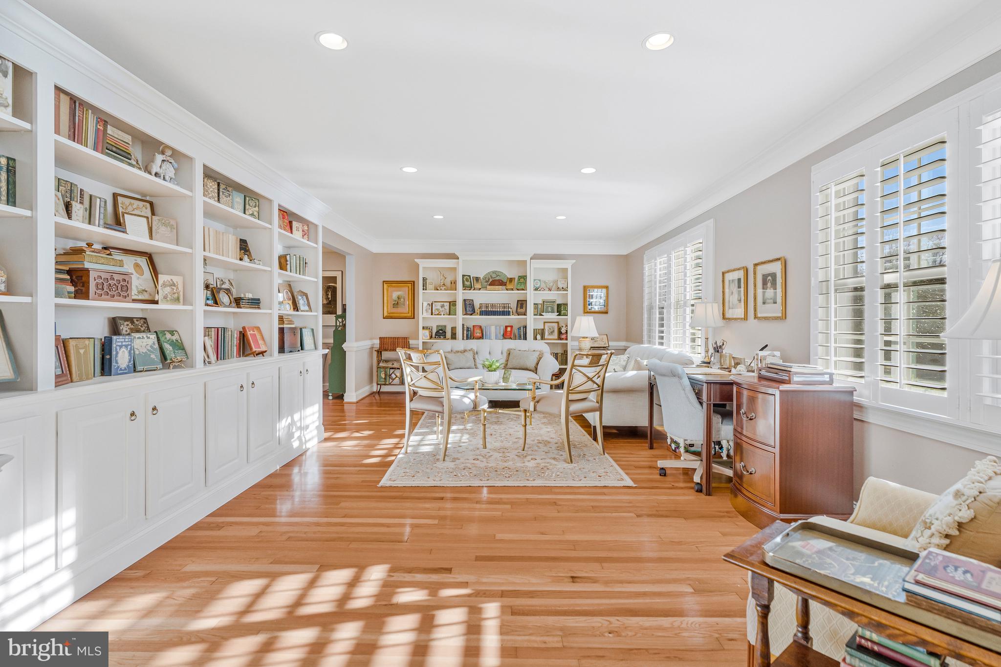 MC LEAN HAMLET - Residential