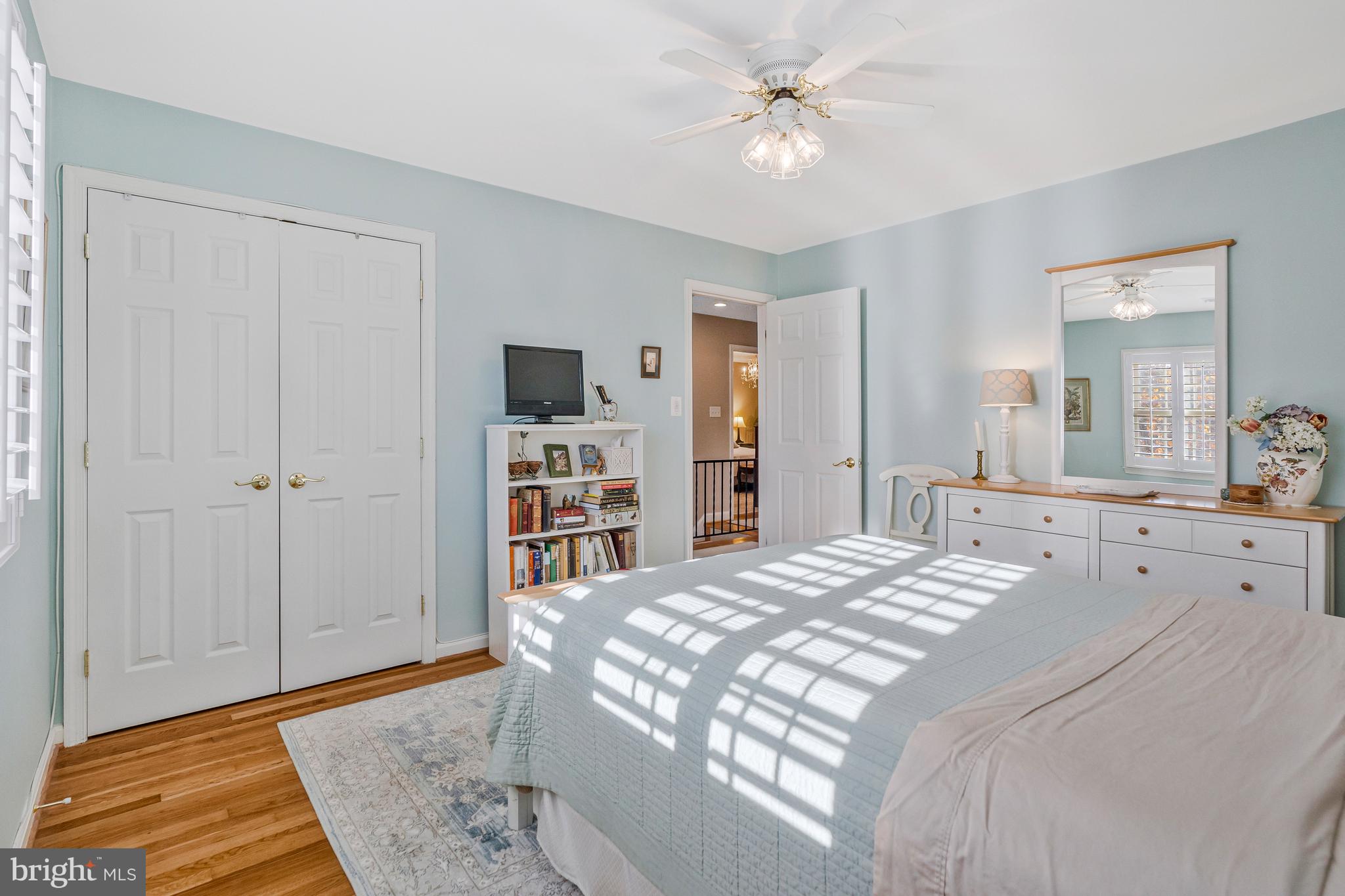 MC LEAN HAMLET - Residential