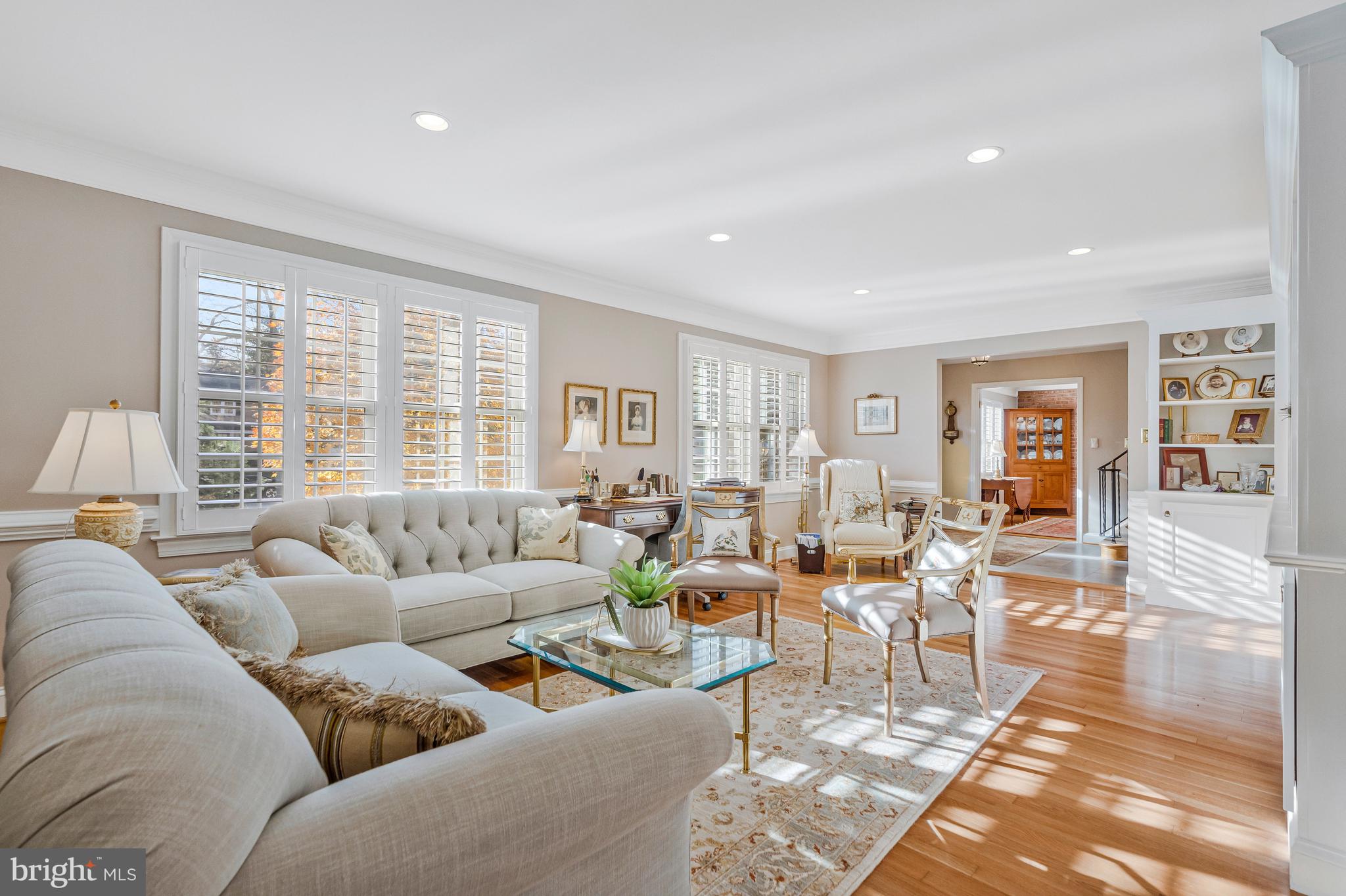 MC LEAN HAMLET - Residential