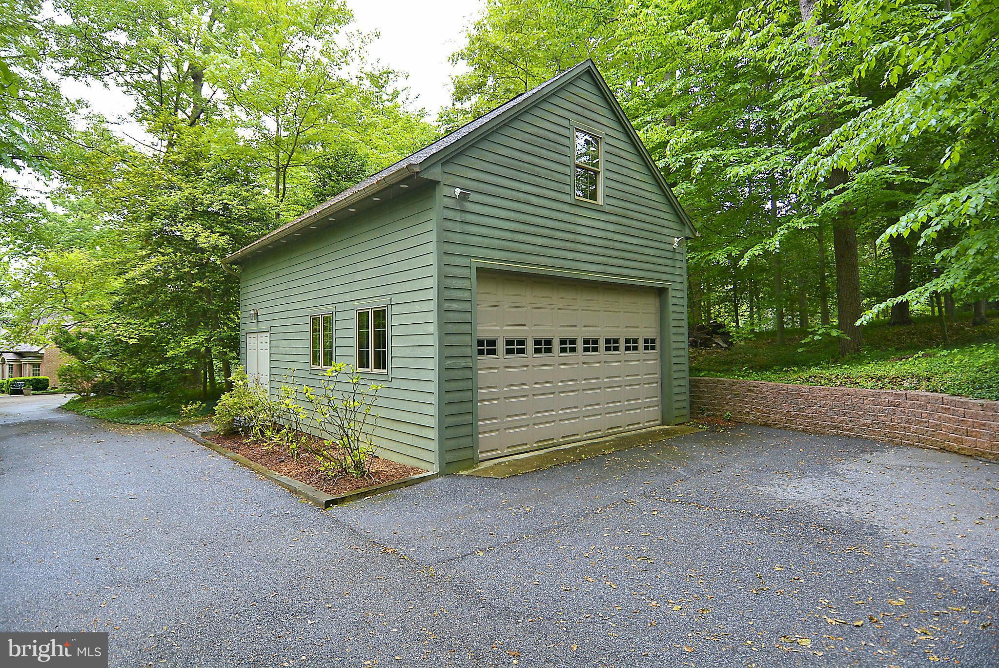 WINCHESTER ESTATES - Residential