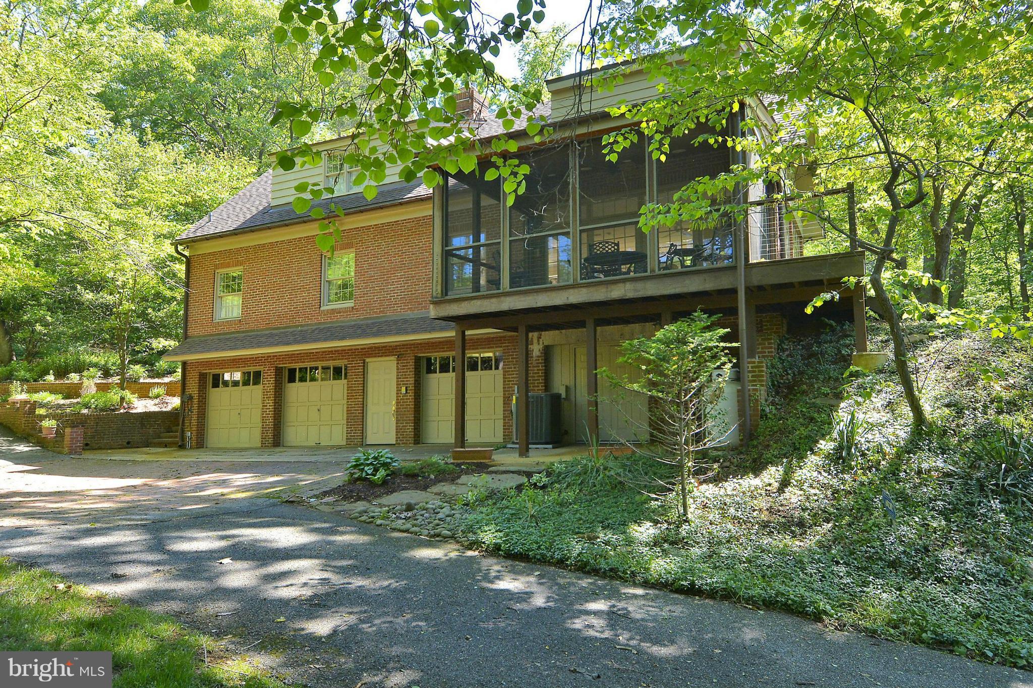 WINCHESTER ESTATES - Residential