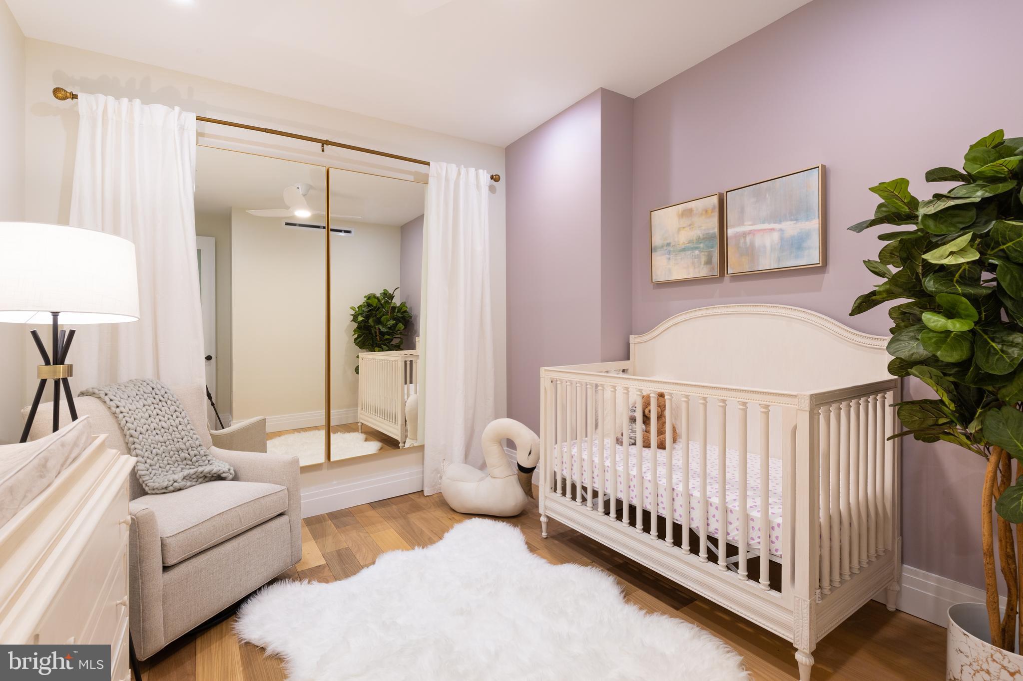 CENTER CITY - Residential Lease