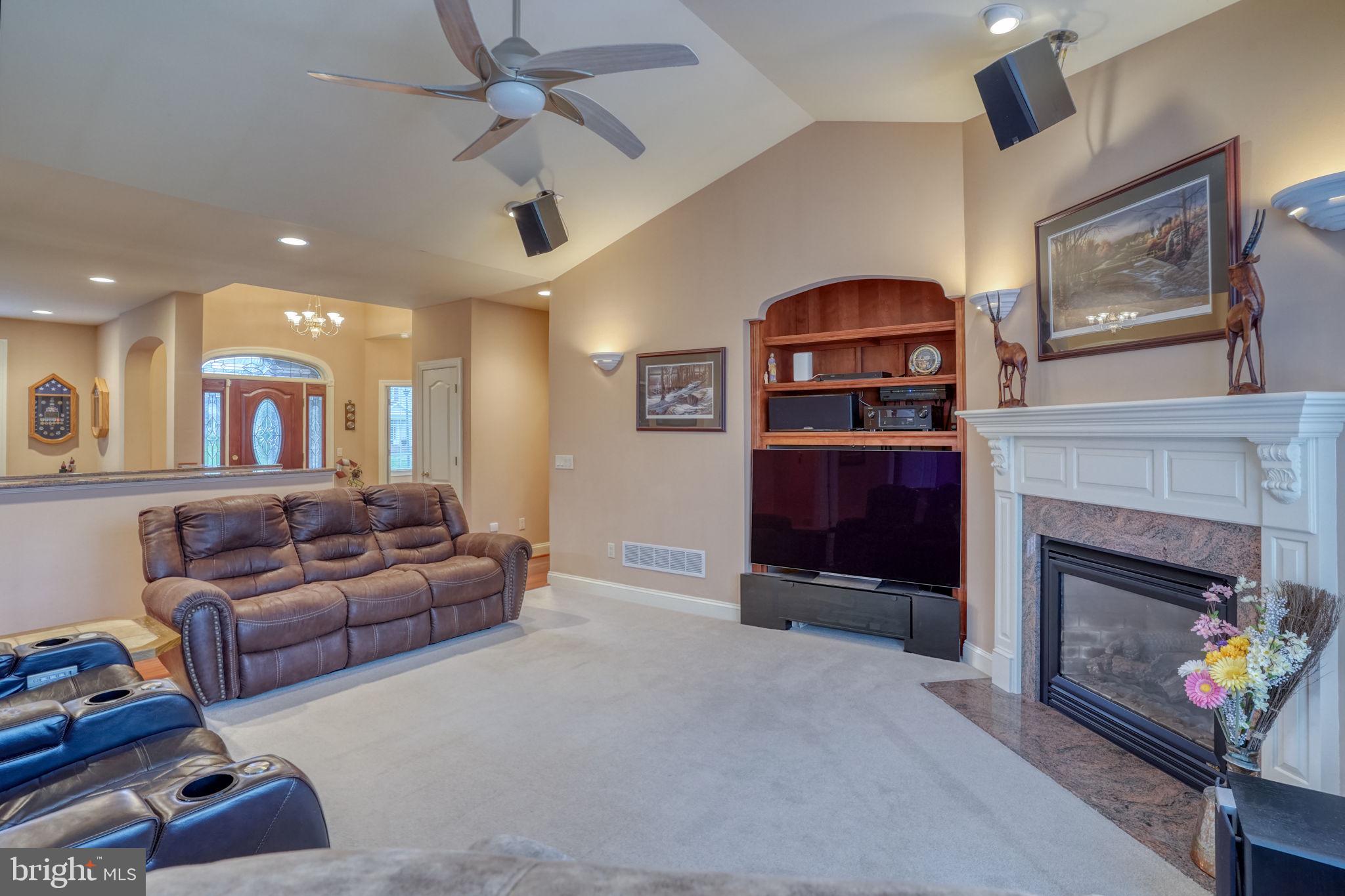 BROOKFIELD - Residential