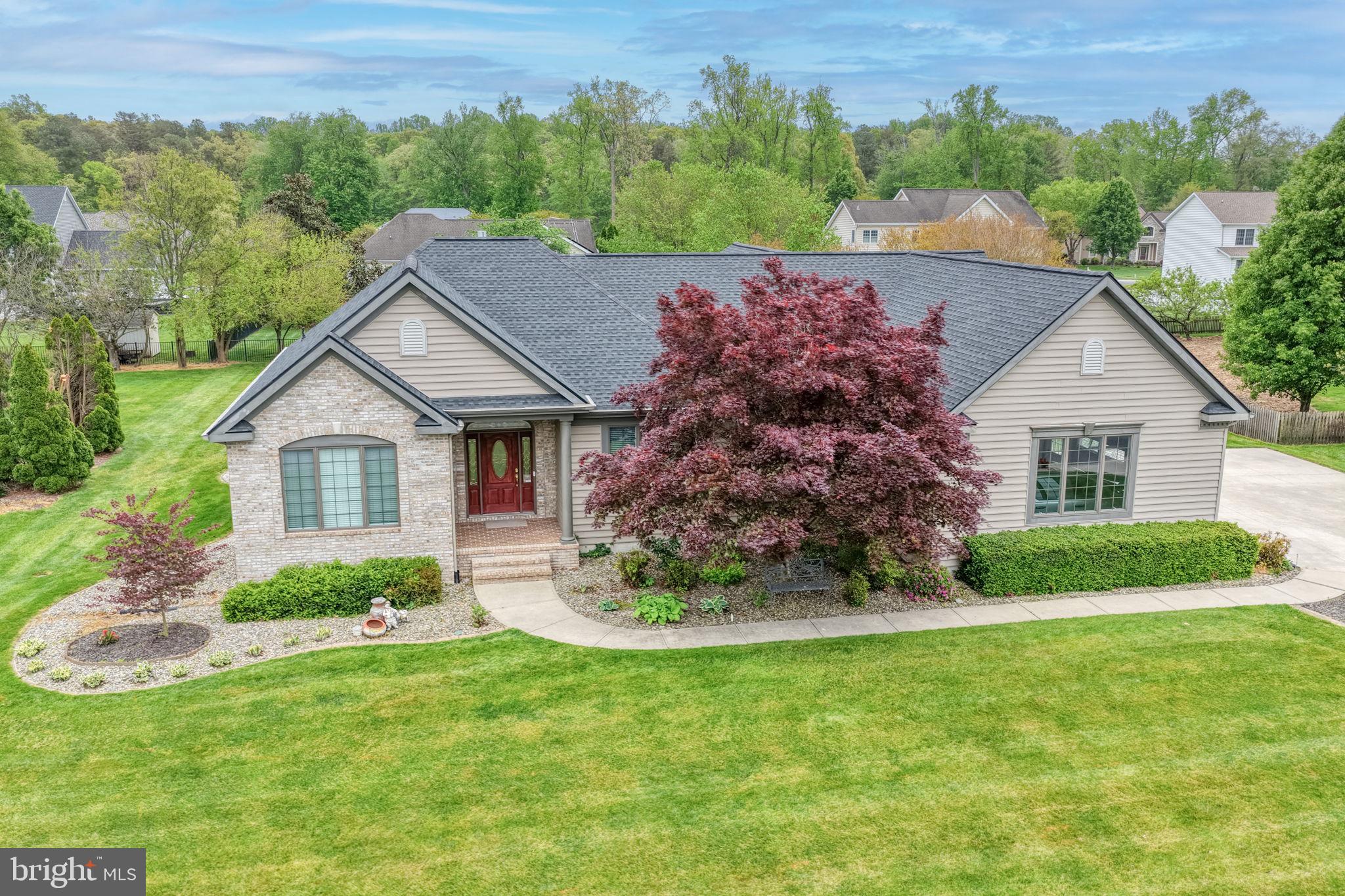 BROOKFIELD - Residential