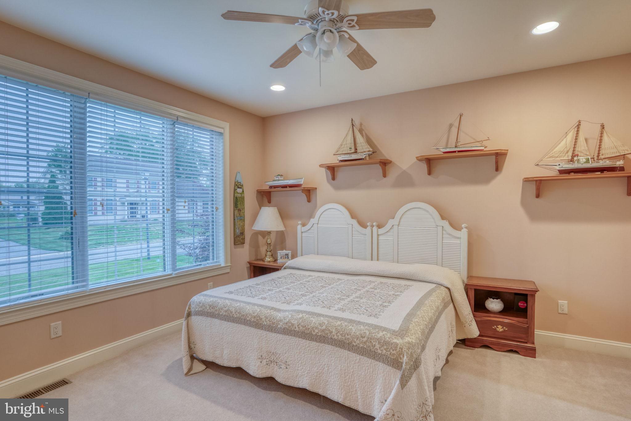 BROOKFIELD - Residential