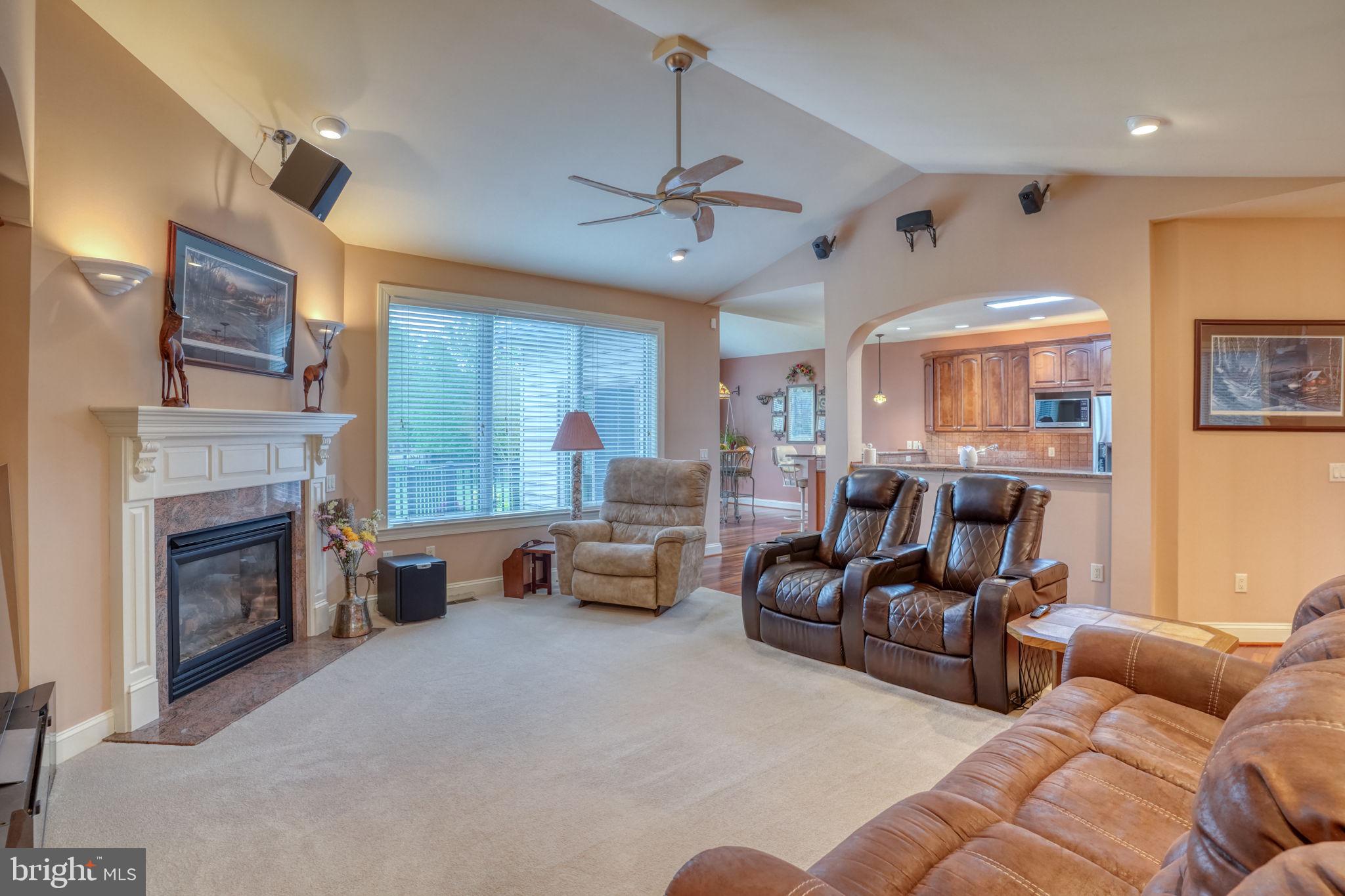 BROOKFIELD - Residential