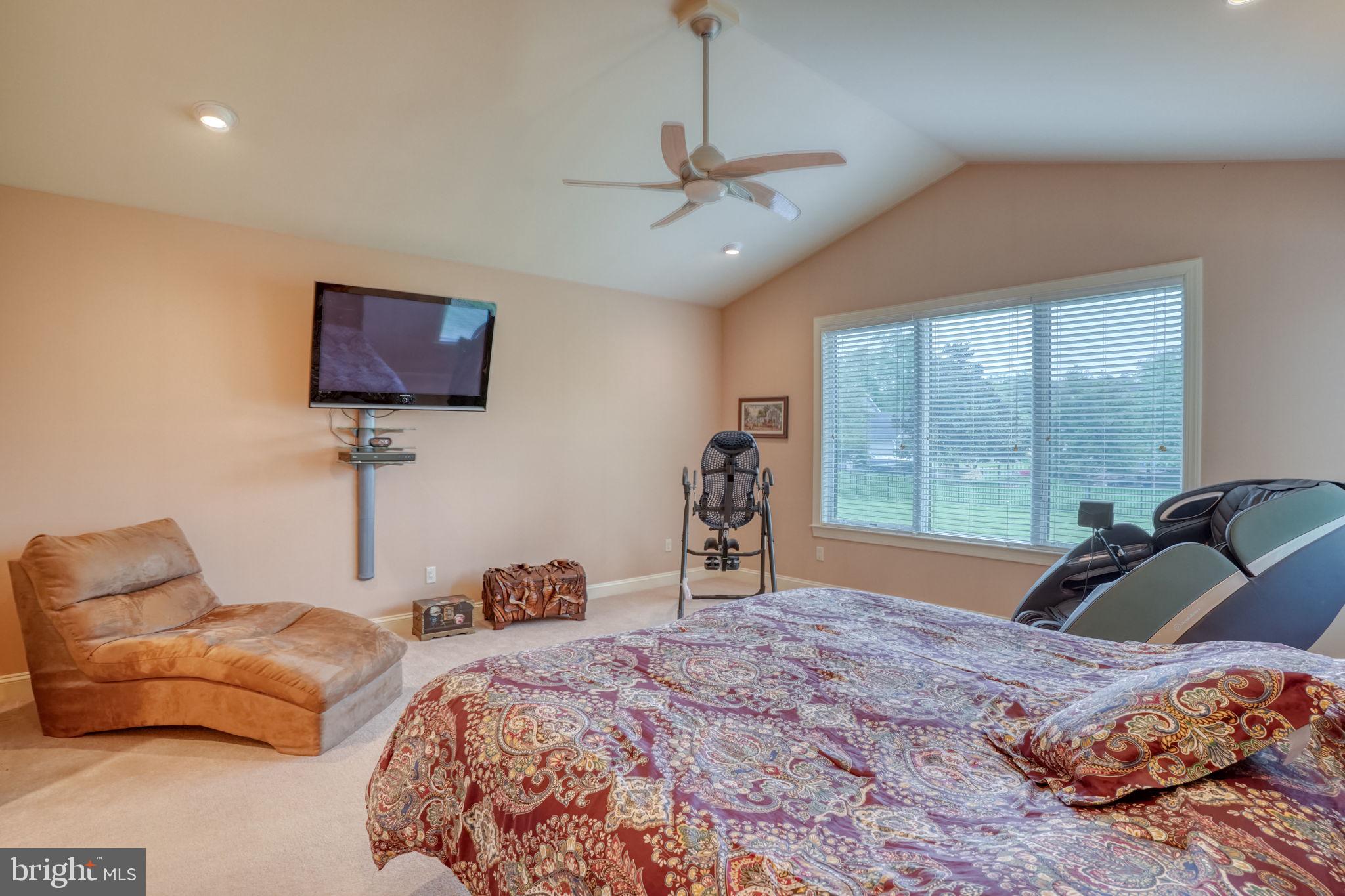 BROOKFIELD - Residential