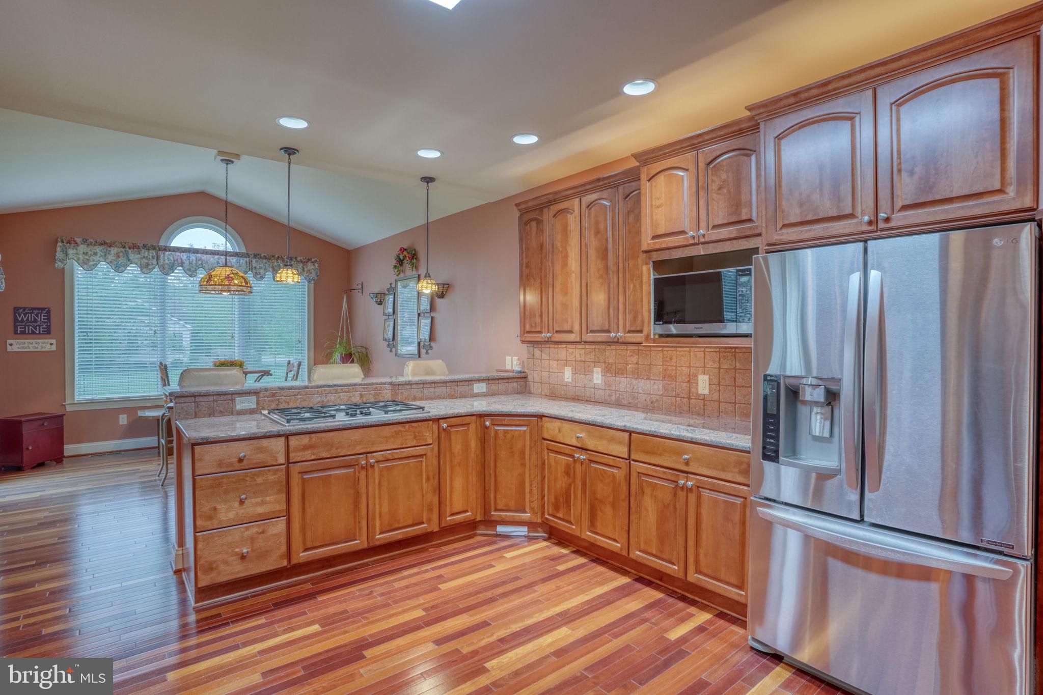 BROOKFIELD - Residential
