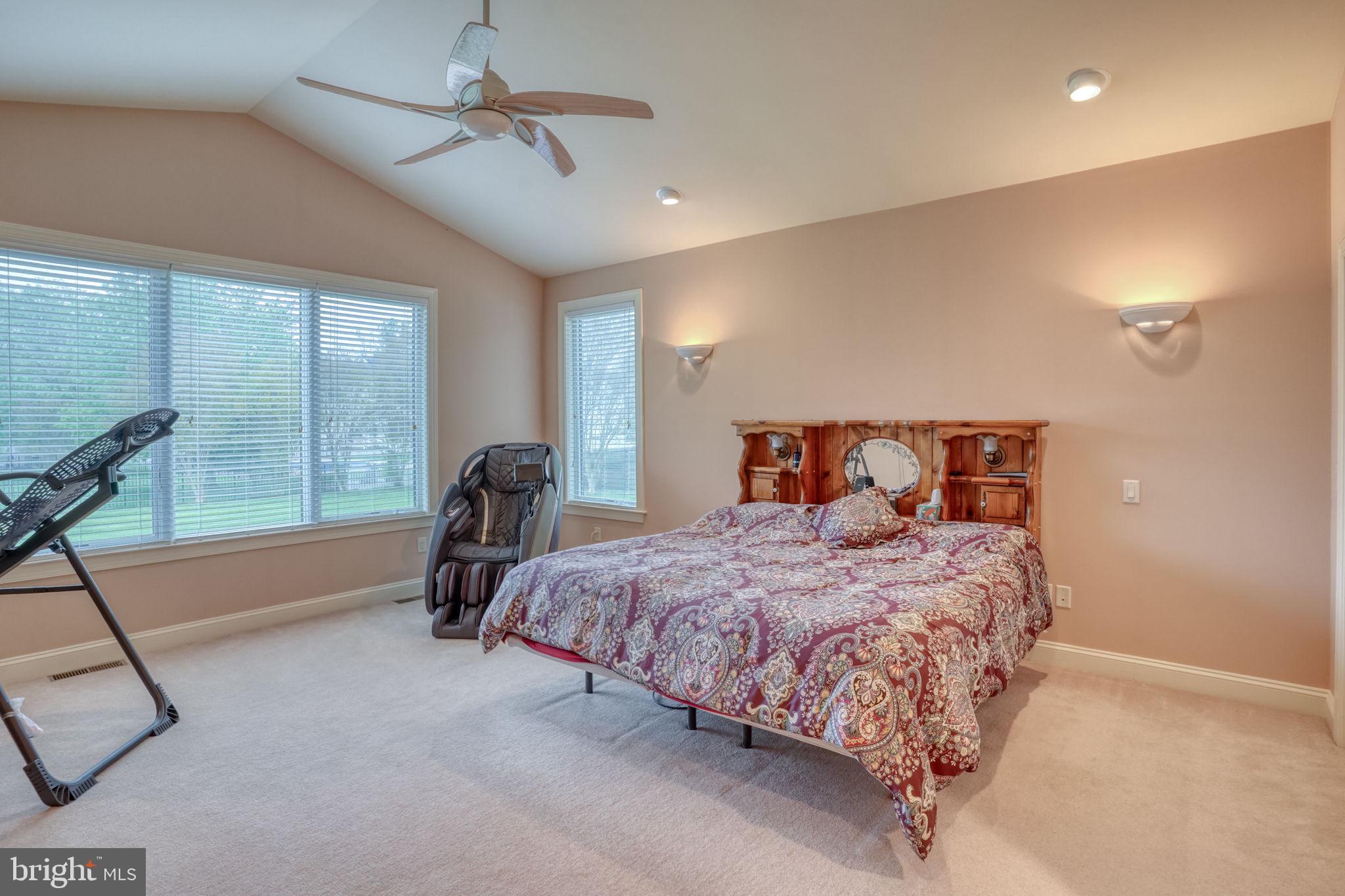 BROOKFIELD - Residential