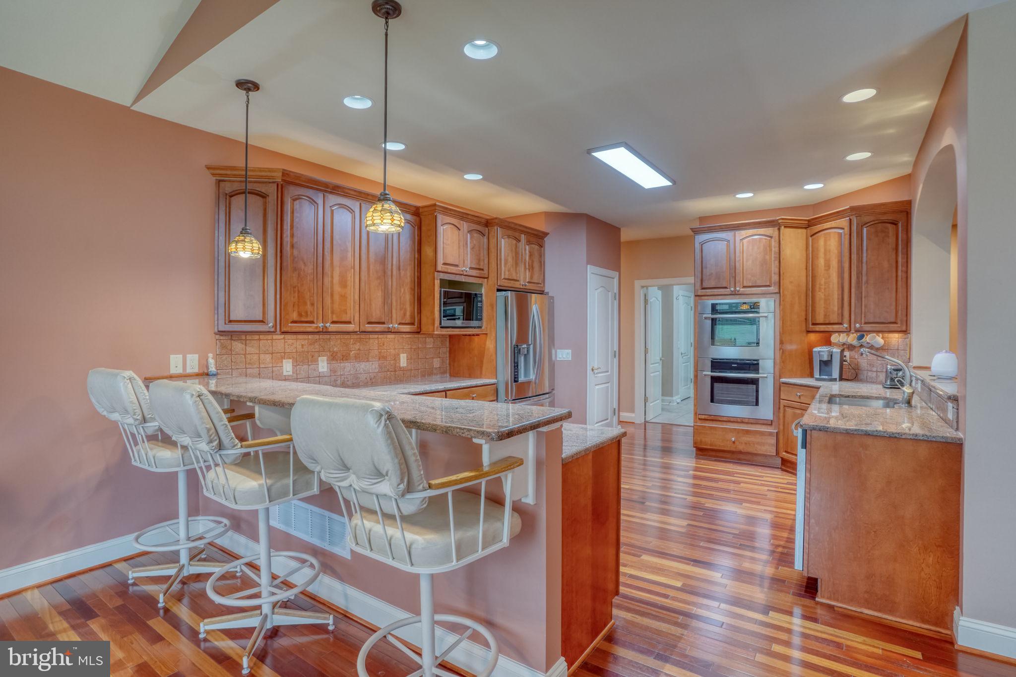 BROOKFIELD - Residential