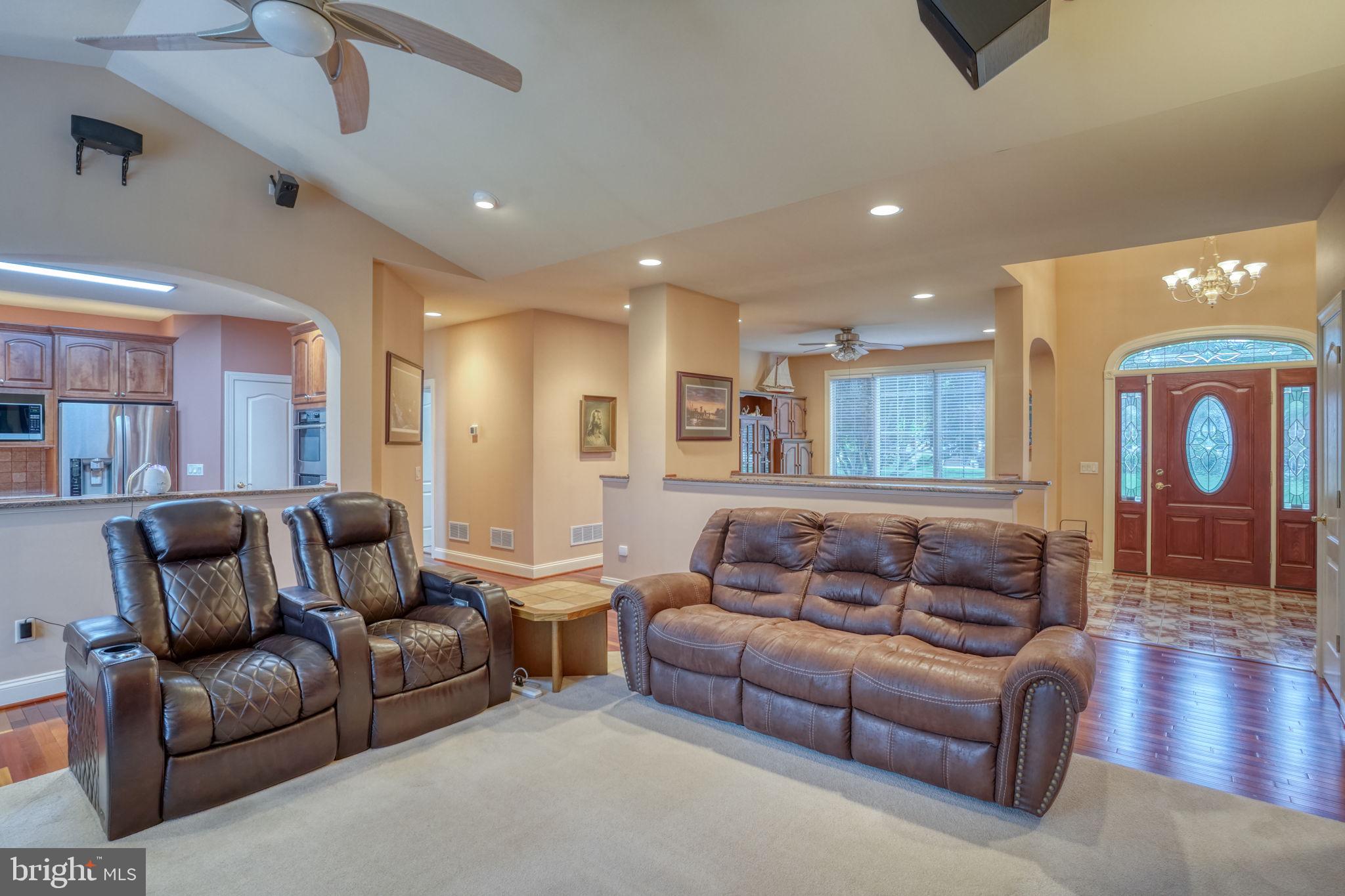 BROOKFIELD - Residential