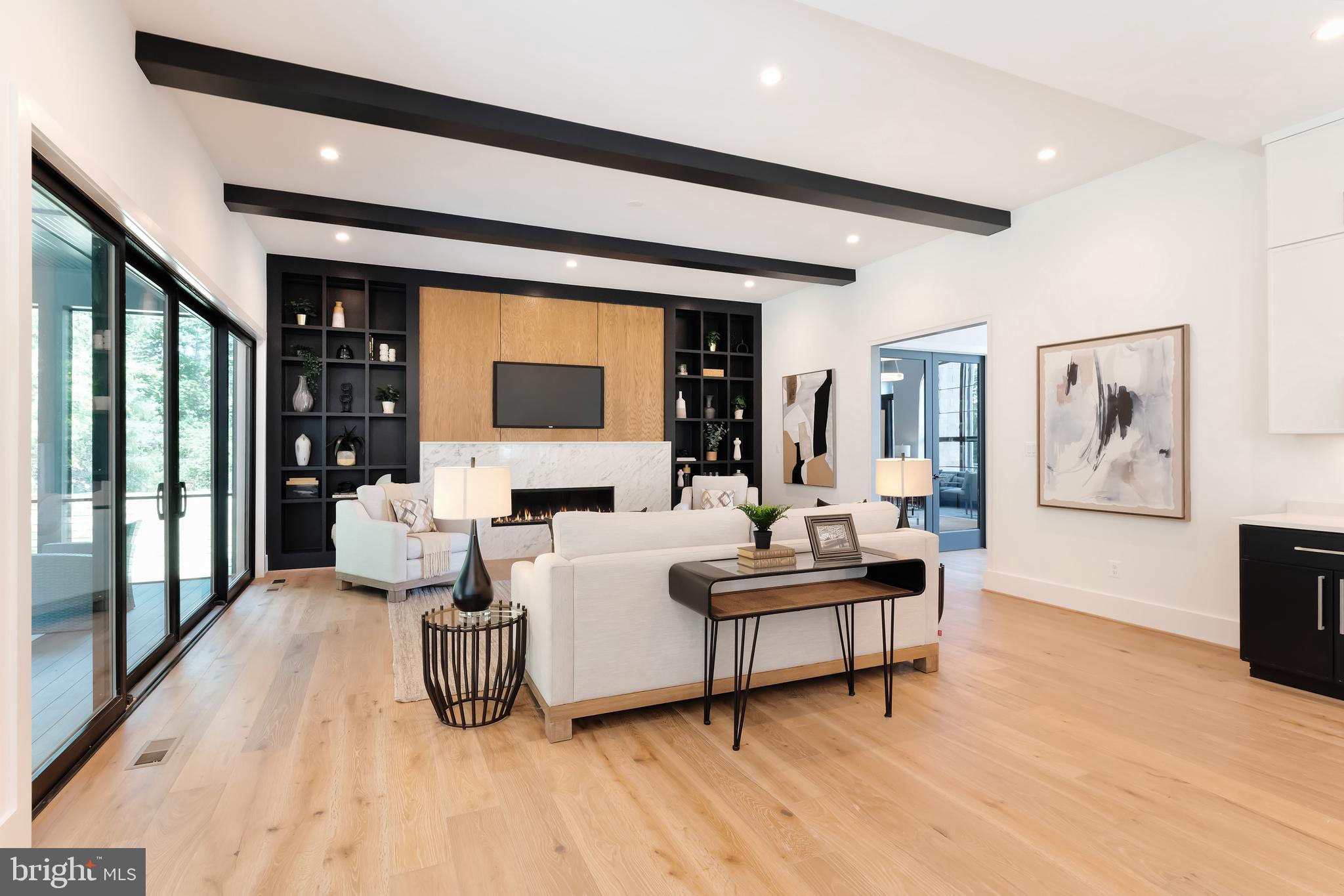 SOUTHRIDGE - Residential