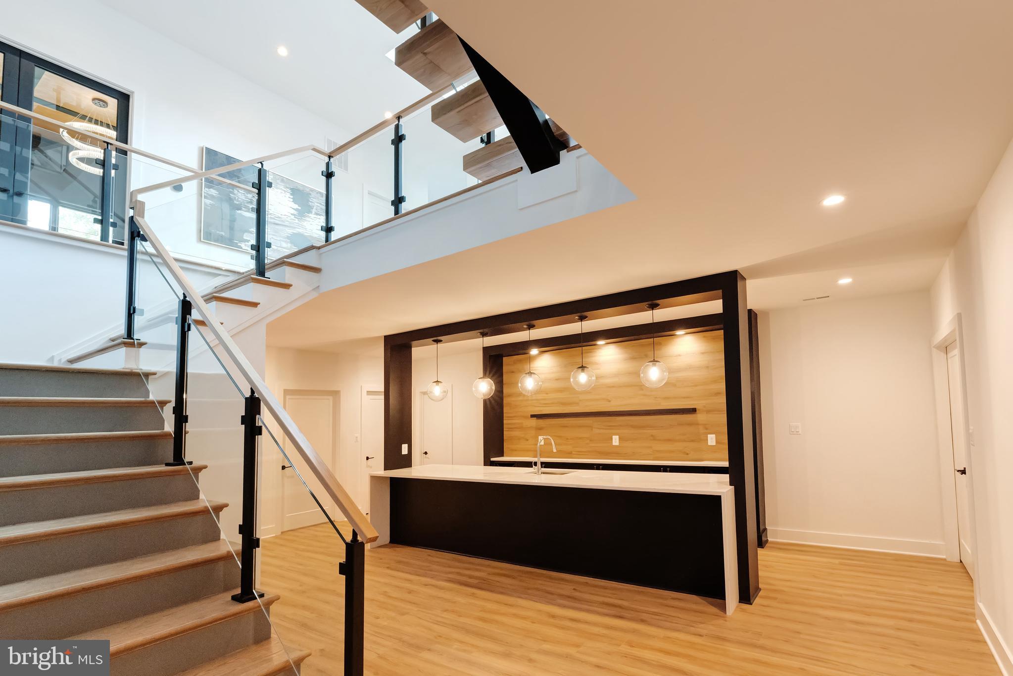 SOUTHRIDGE - Residential