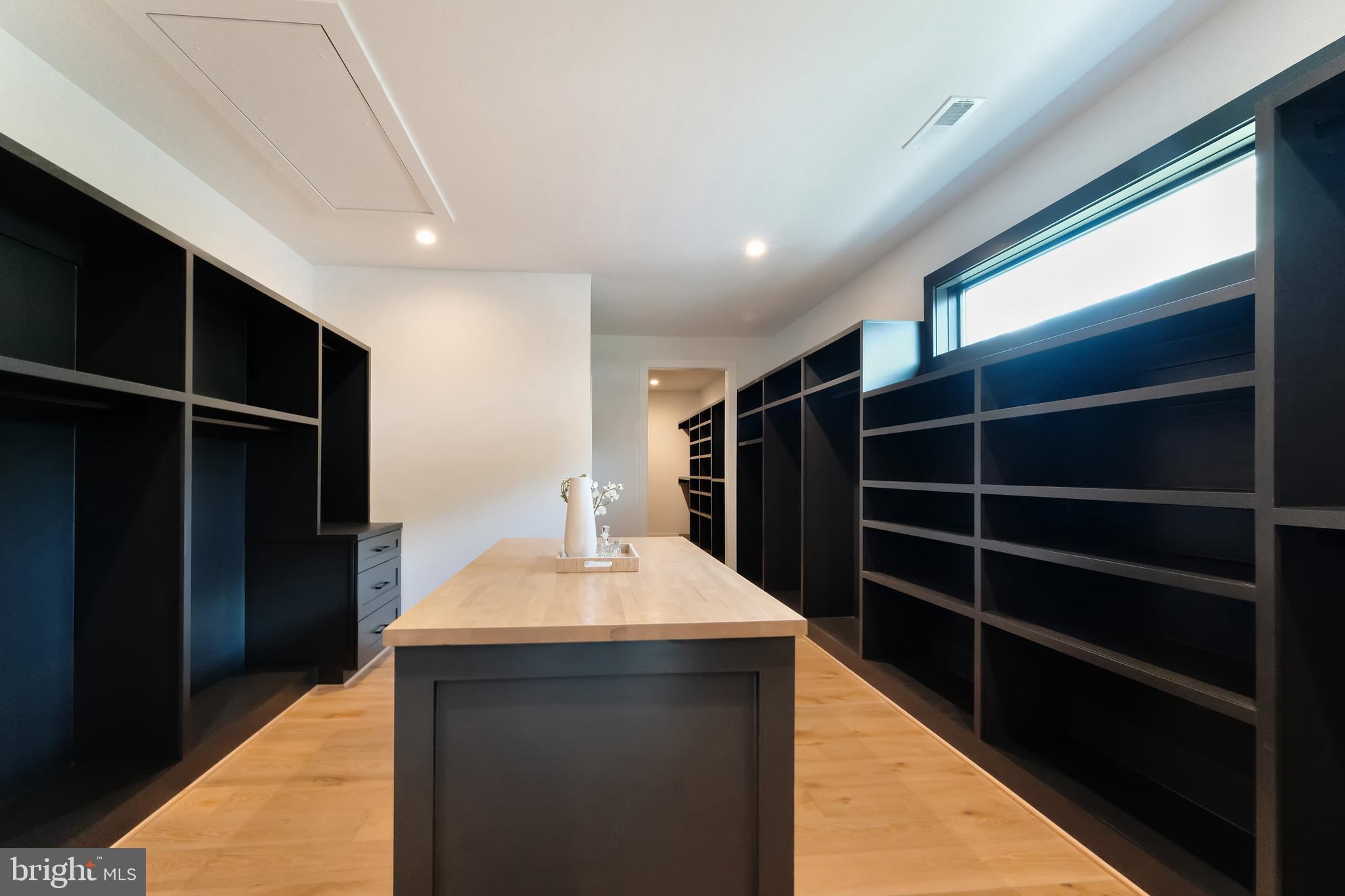 SOUTHRIDGE - Residential