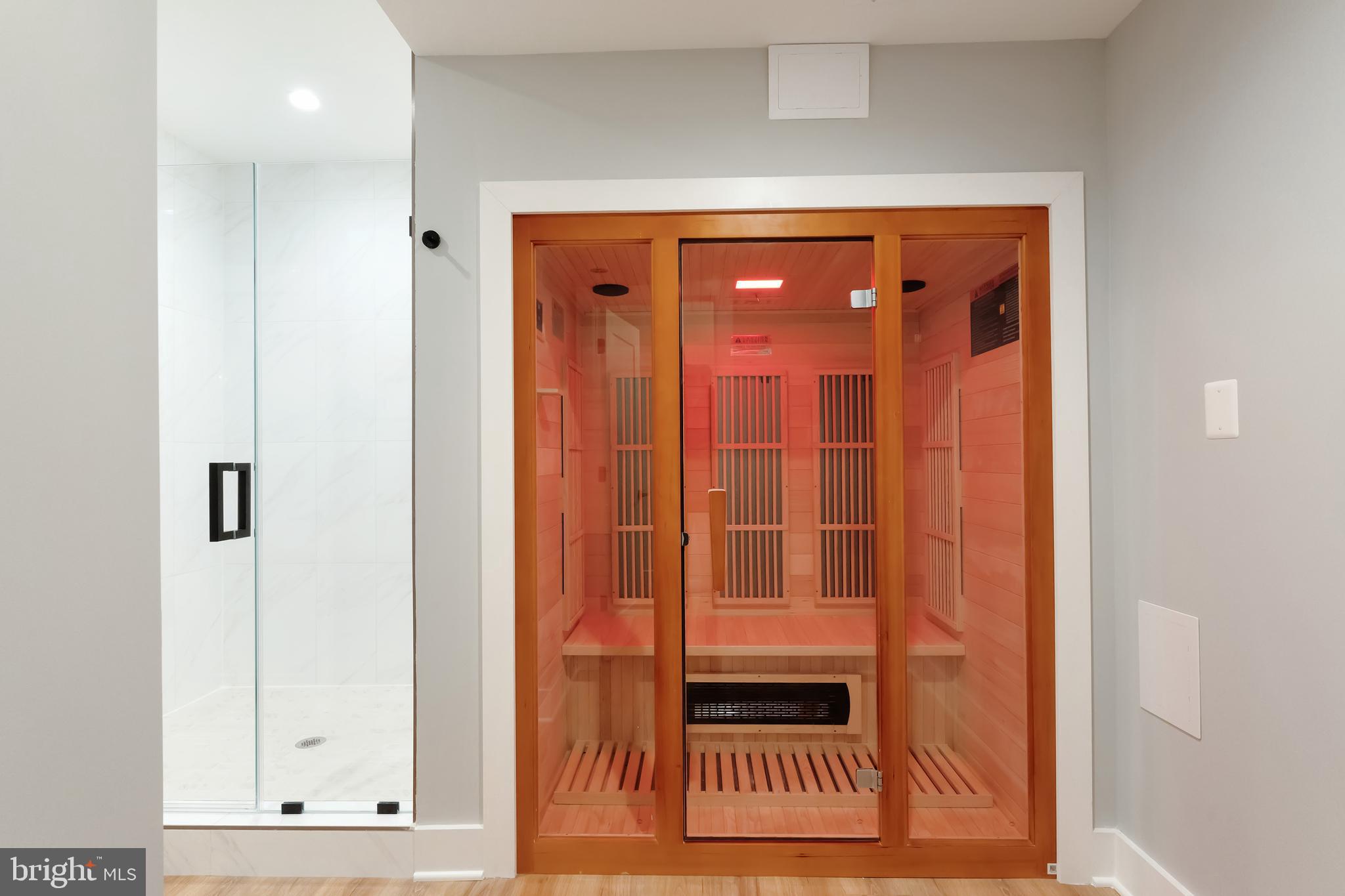 SOUTHRIDGE - Residential