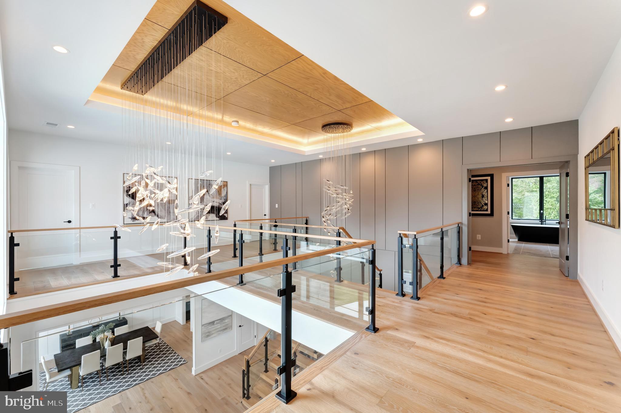 SOUTHRIDGE - Residential