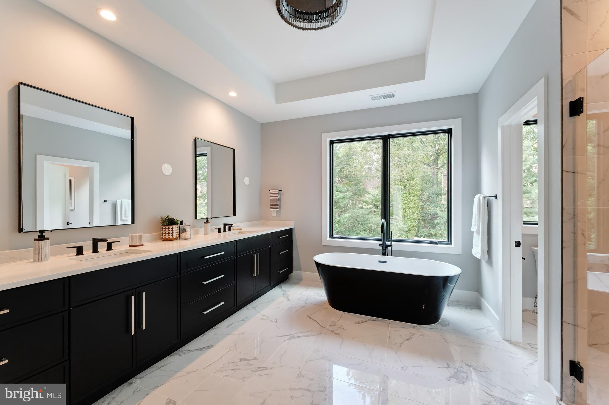 SOUTHRIDGE - Residential