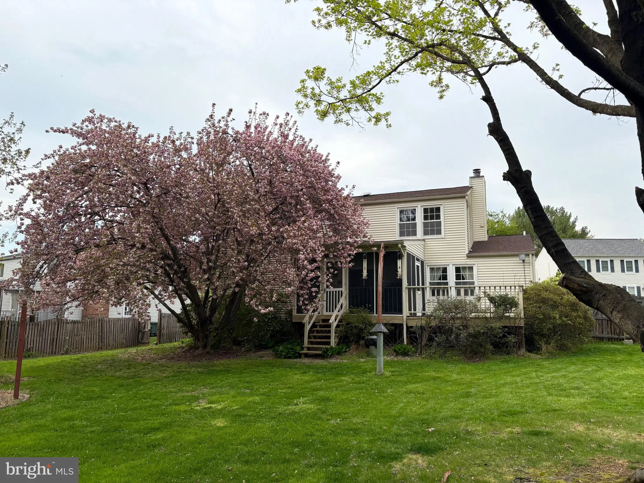 Olney, Maryland 20832, United States, 4 Bedrooms Bedrooms, ,4 BathroomsBathrooms,Residential,Pending,112492