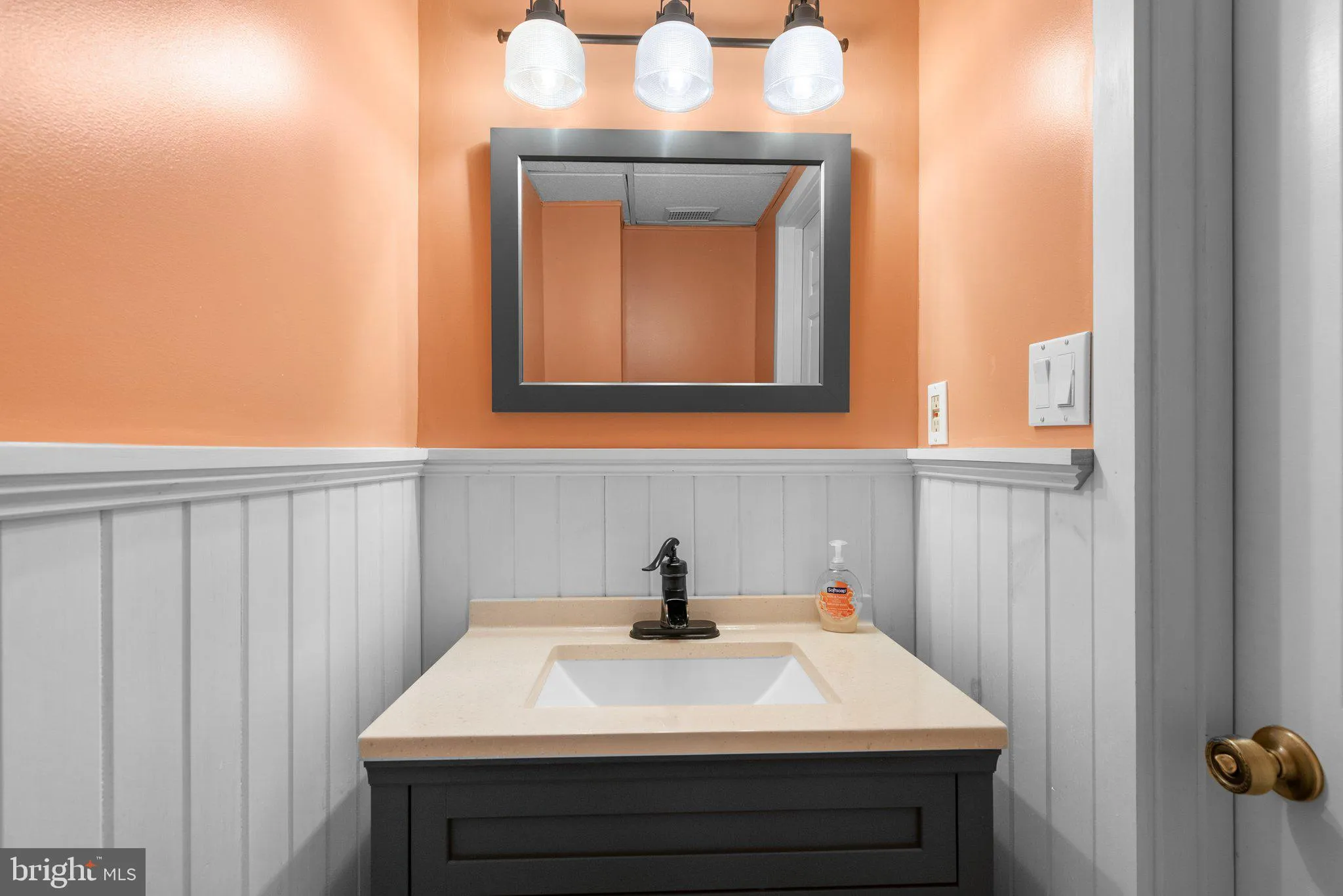 Olney, Maryland 20832, United States, 4 Bedrooms Bedrooms, ,4 BathroomsBathrooms,Residential,Pending,112492