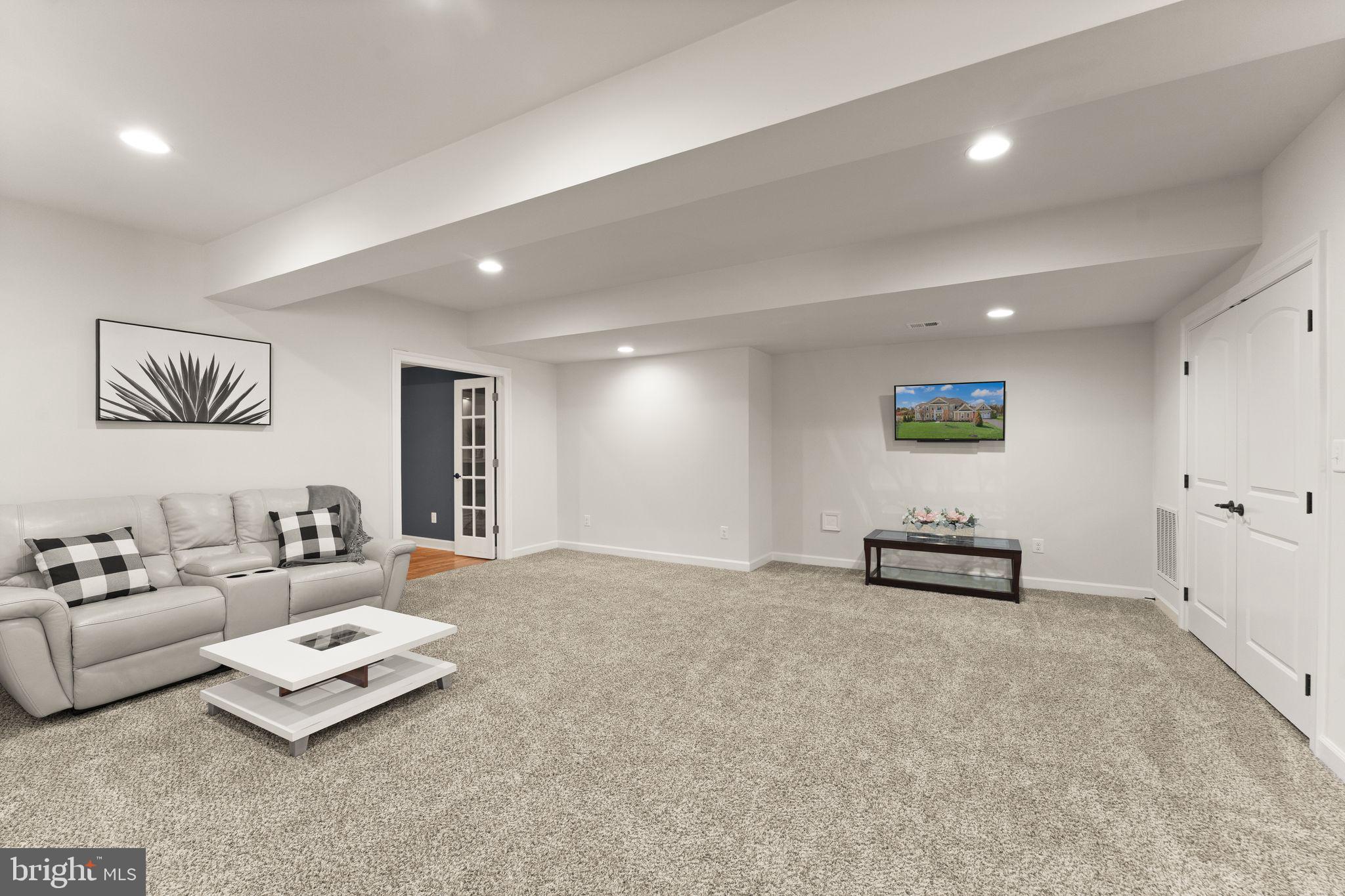 GREENS AT WILLOWSFORD - Residential