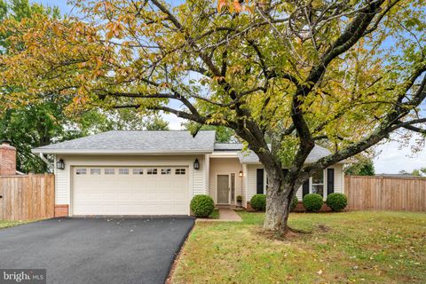 8945 SWEETBRIAR STREET MANASSAS VA 20110