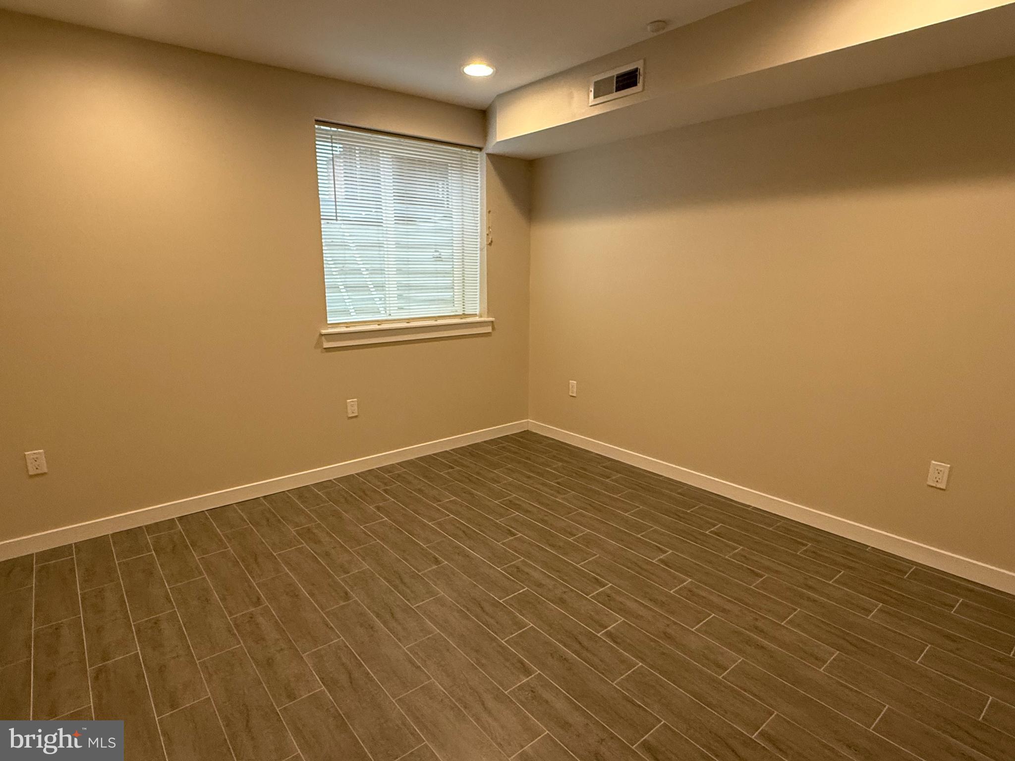 GRAYS FERRY - Residential Lease